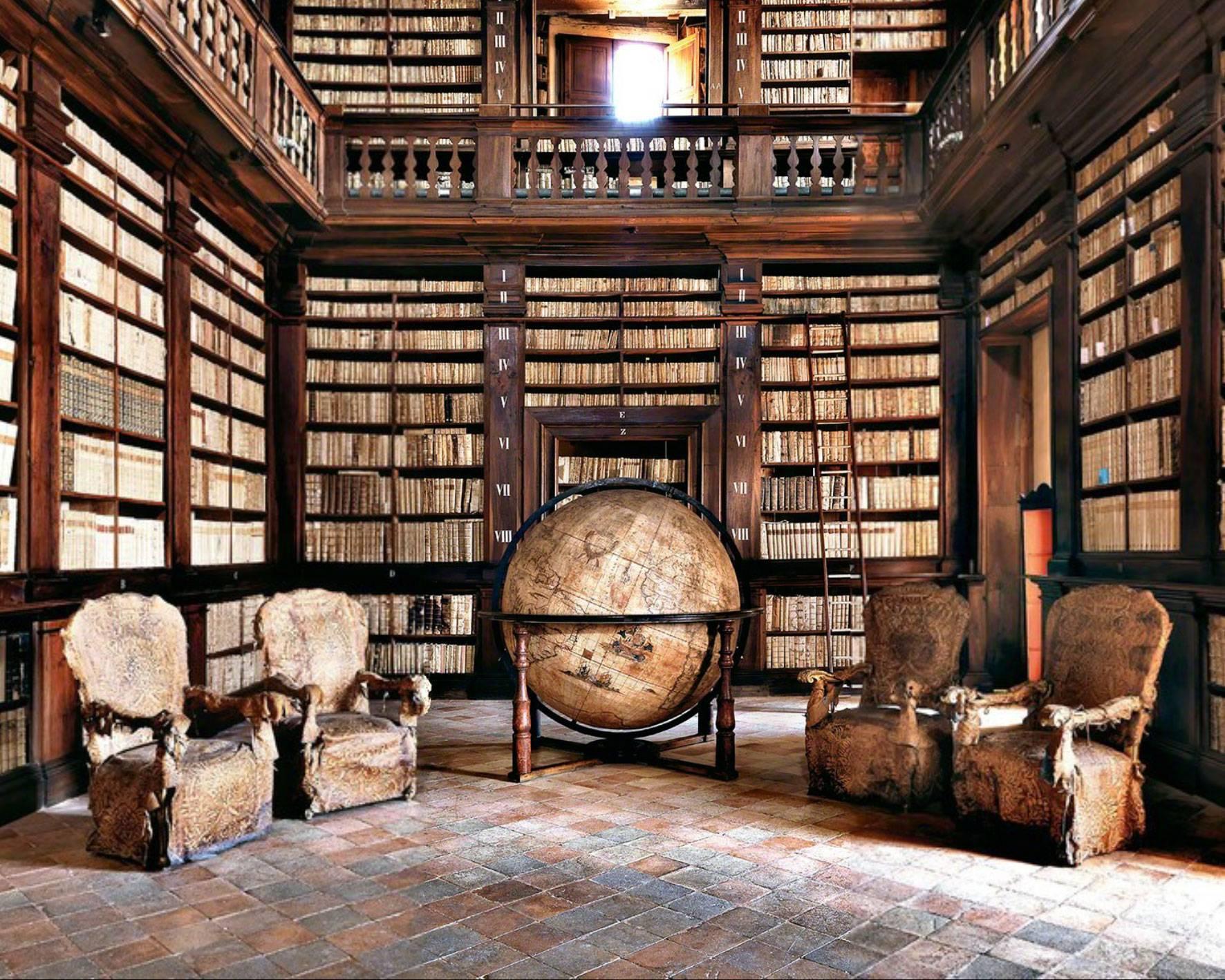 Bibliothek Biblioteca di Fermo
