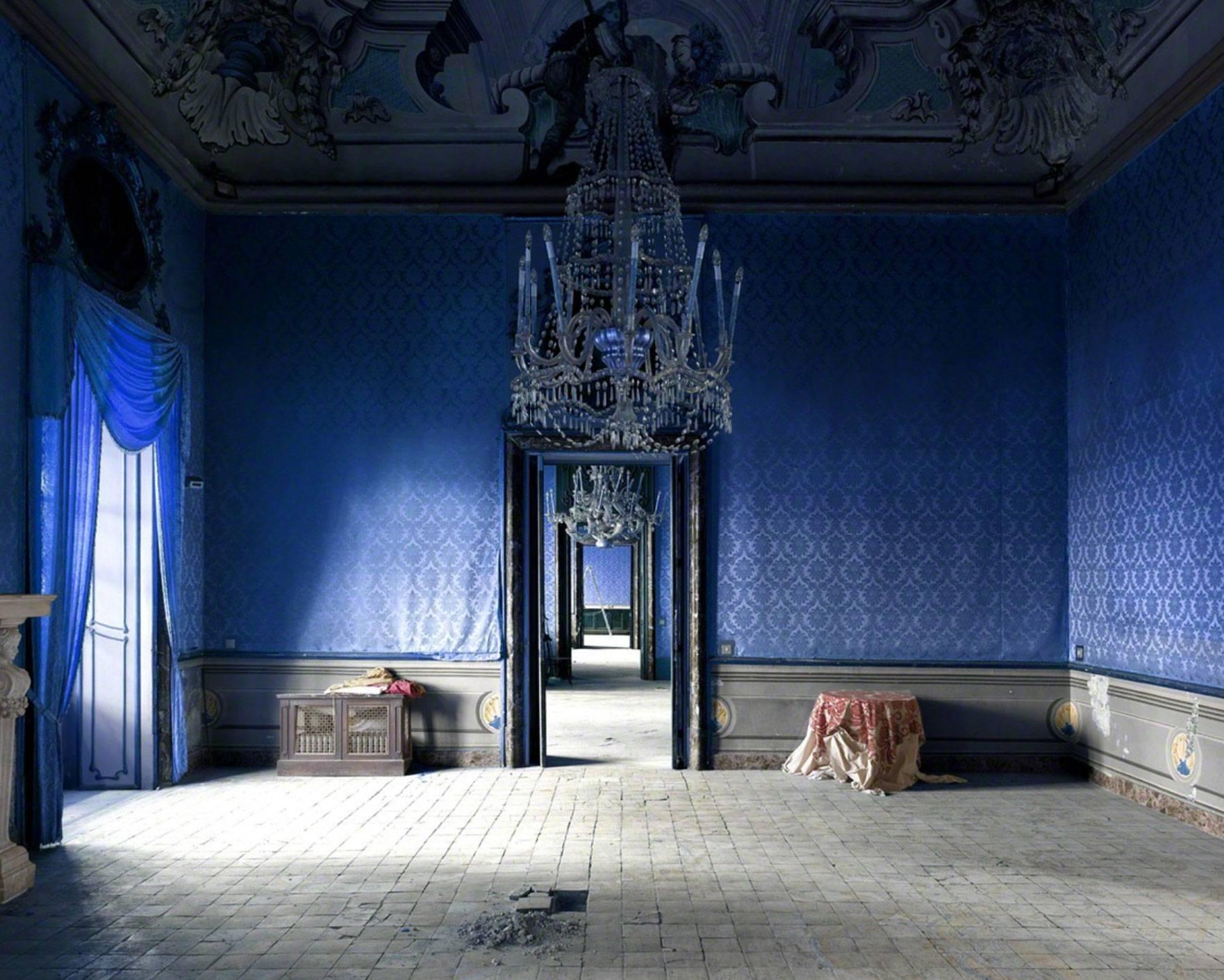 Massimo Listri Color Photograph – Palazzo Butera I, Palermo