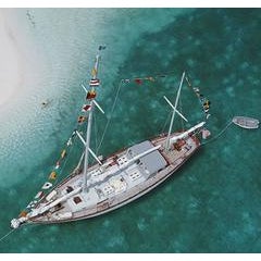 Charter Ketch 4