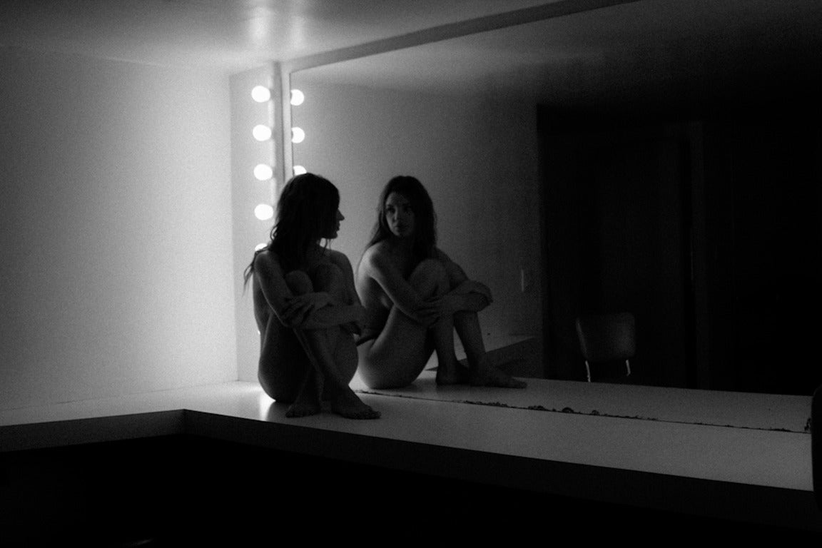 Jennifer Lin Figurative Photograph - Untitled (Model in Mirror)