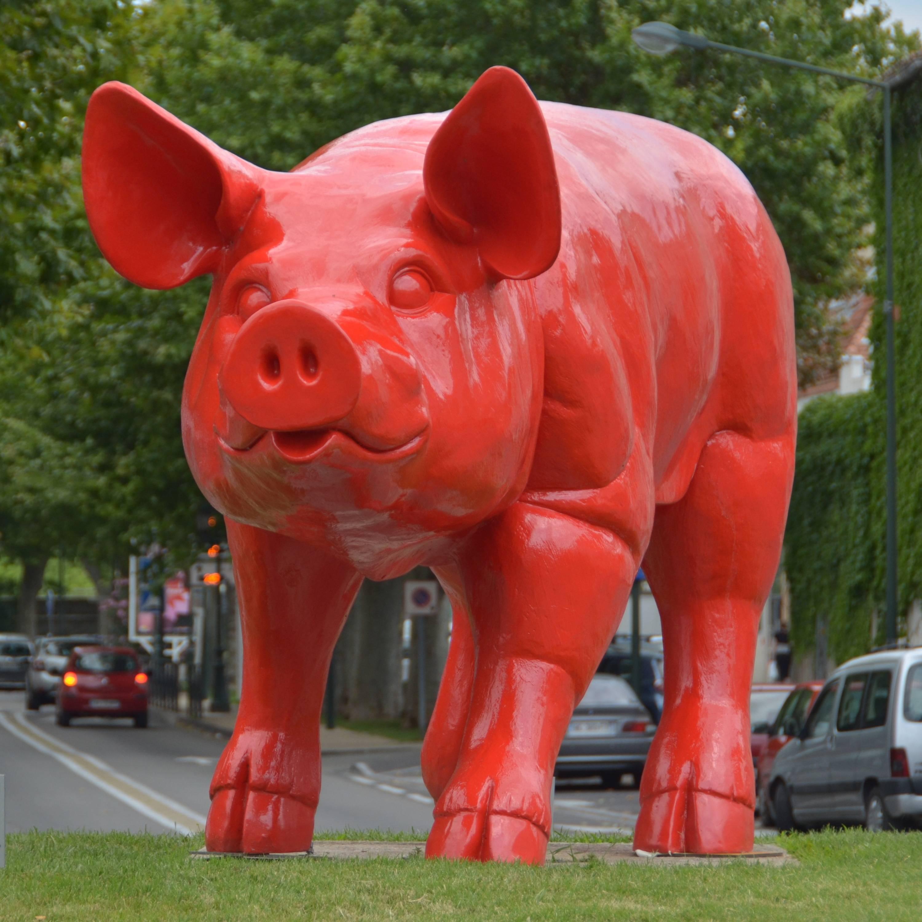 Cloned giant Pig - Sculpture by William Sweetlove