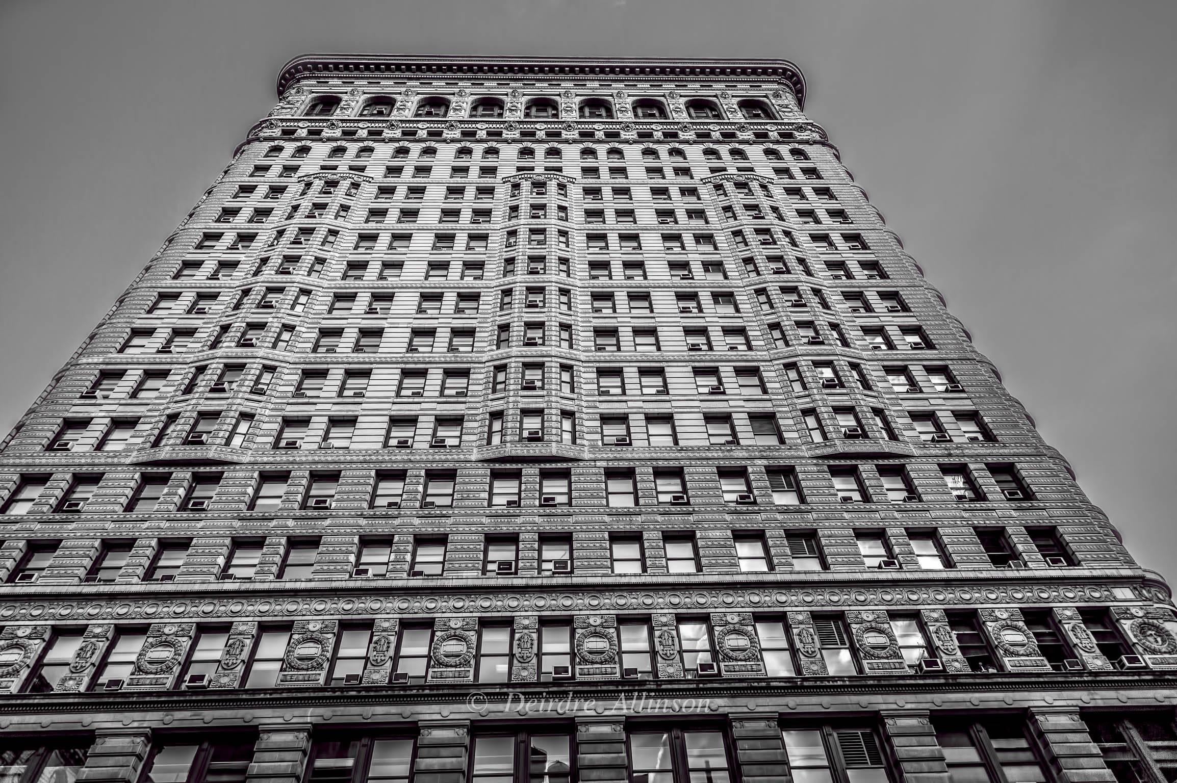 Deirdre Allinson Landscape Photograph - Facade:  the Flat Iron