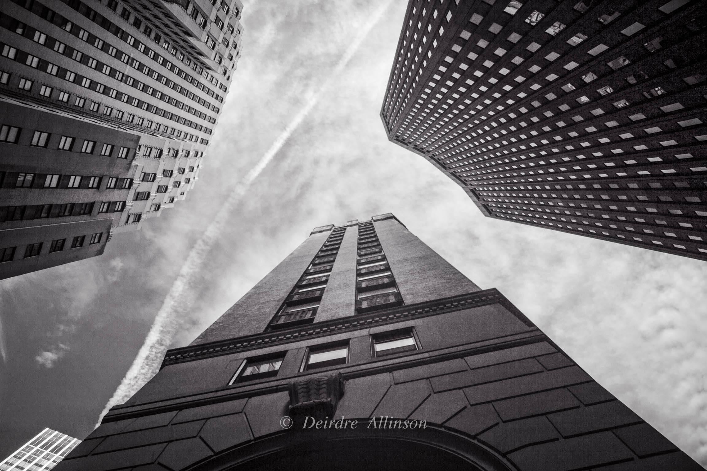 Deirdre Allinson Landscape Photograph – Er hebt sich vom Himmel herab