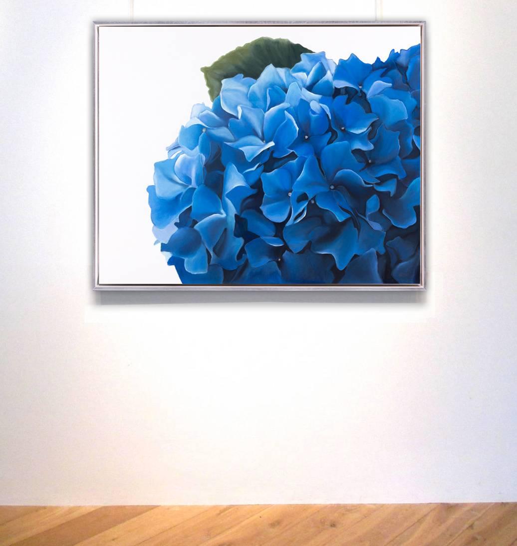 Cerulean Bloom - Contemporary Painting by Alice Pritchard