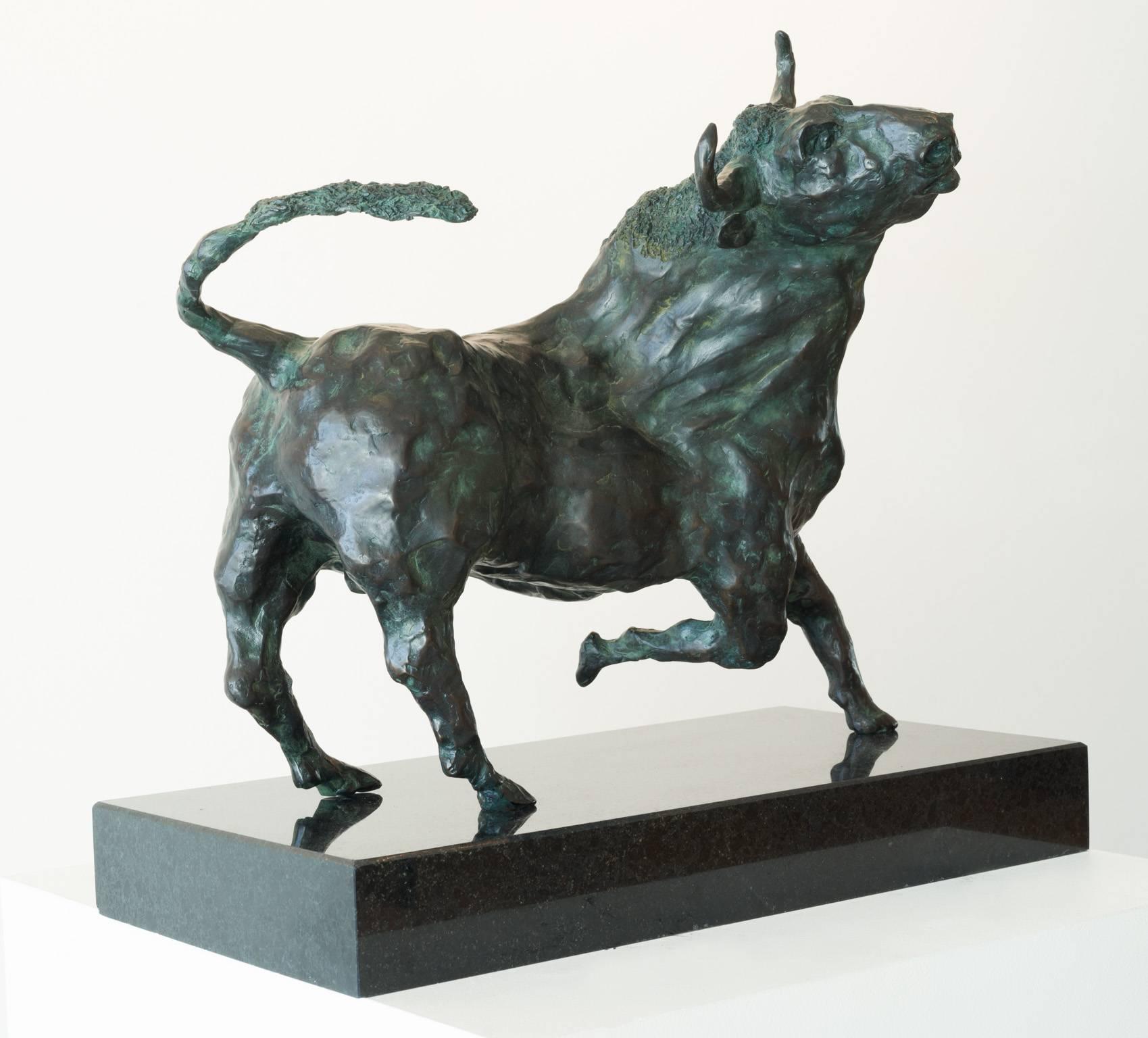 Bull - Contemporary Sculpture by Don Wilks
