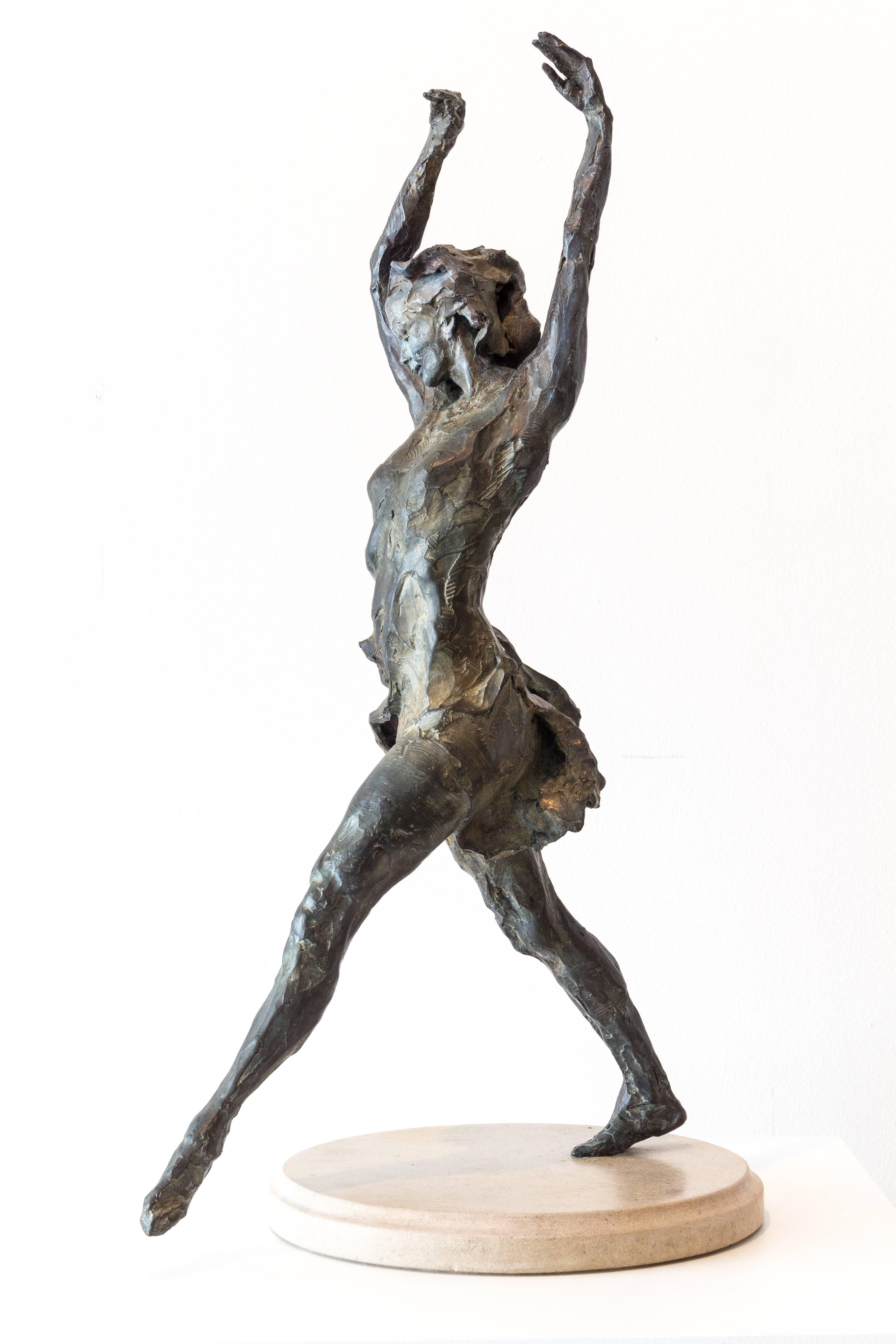 Larry Schueckler Figurative Sculpture - Twenty One And Three