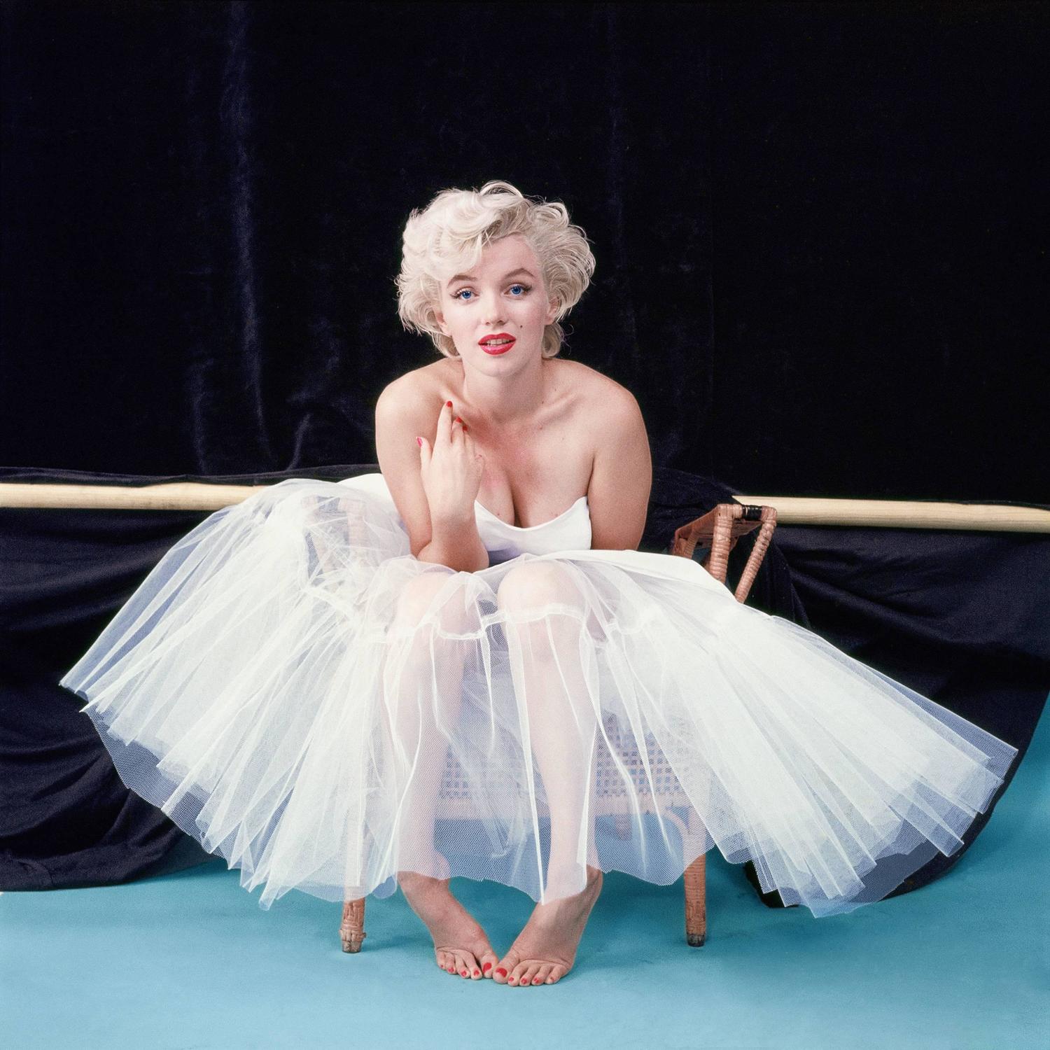 Milton H Greene Marilyn Monroe As A Ballerina Awaiting Her Que.