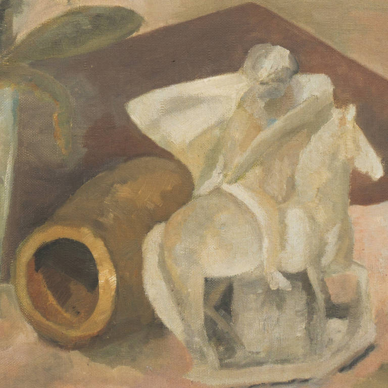 Signé en bas à droite:: « Paul Poiret » et peint vers 1925. 

Une nature morte de fleurs disposées de manière informelle dans un vase en verre debout sur une table avec d'autres objets. Ce remarquable peintre français a également été célébré comme