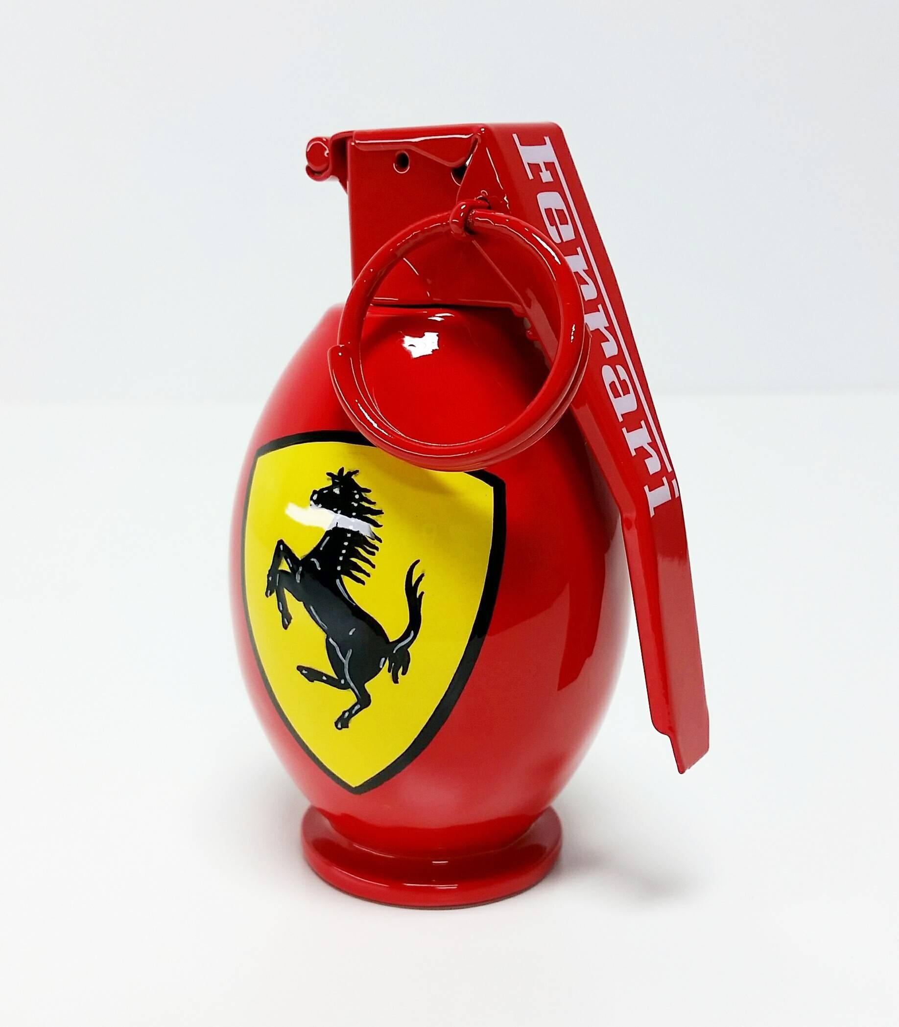 Ferrari-Granate – Sculpture von Mr Debonair