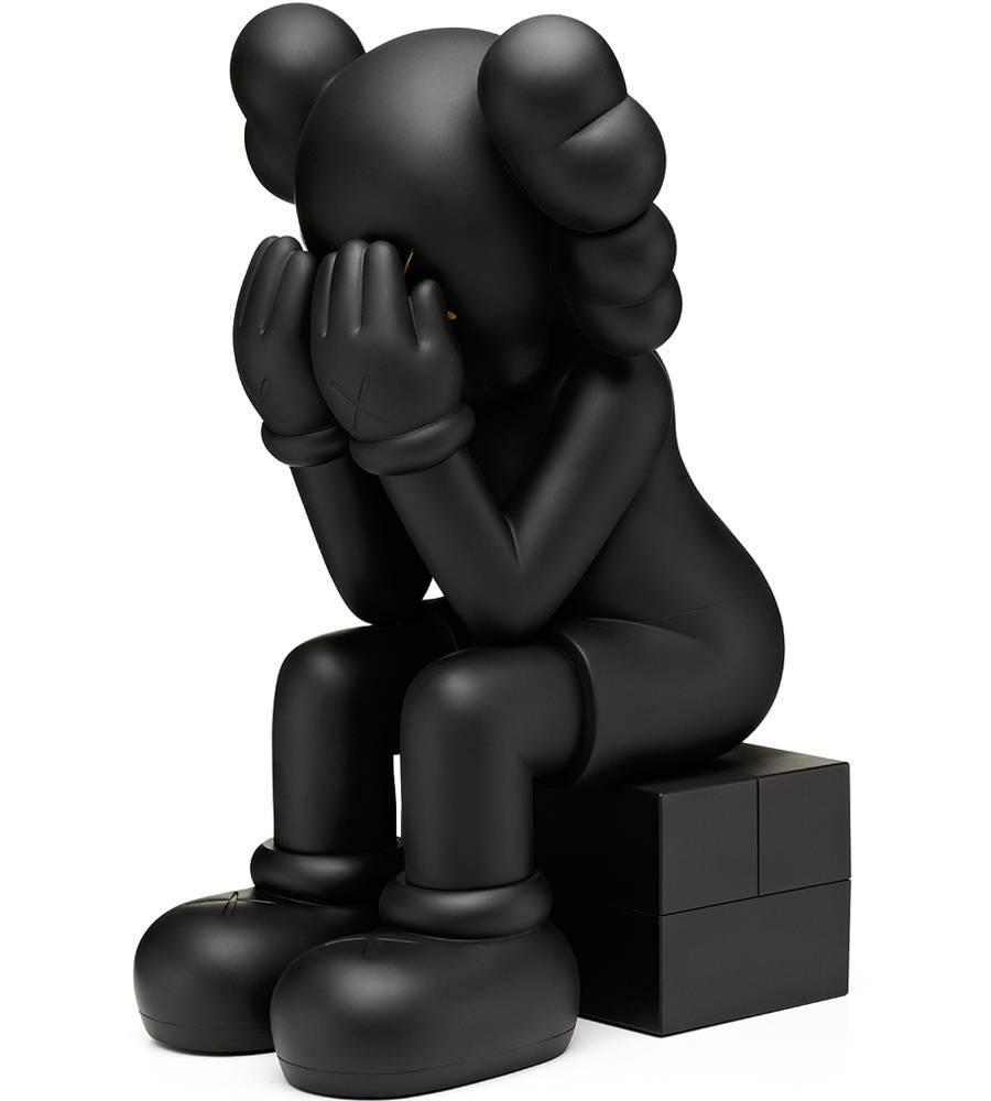 KAWS
Passing Through Companion (black), 2013
Painted cast vinyl

Height: 12.00 in. (30.4cm.)

From an edition of 500.

New in its original packaging. Excellent condition.

More on Artist
Born Brian Donnelly in 1974, KAWS grew up in Jersey City, New