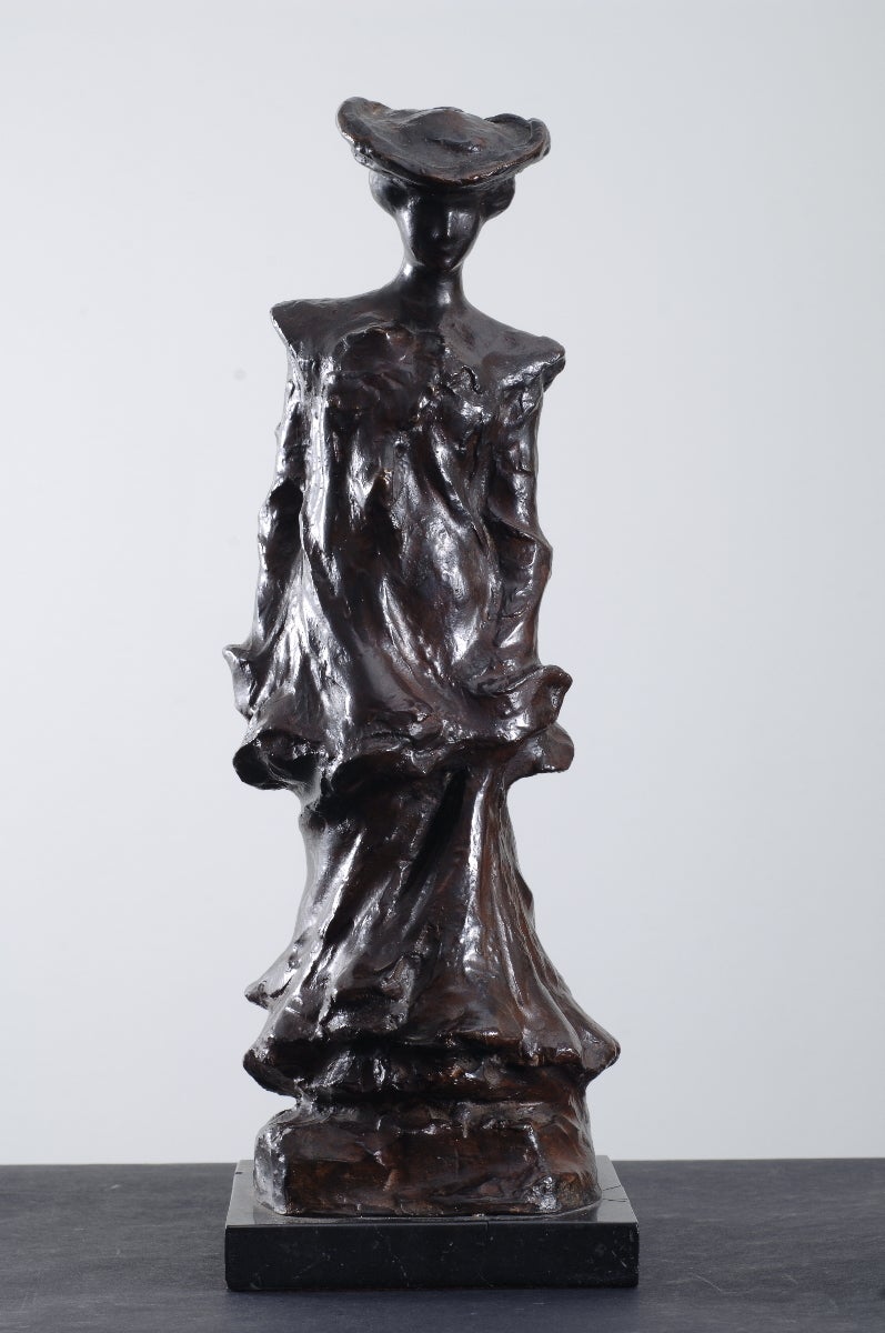 Louis Valtat Figurative Sculpture - Une Dame avec Chapeau