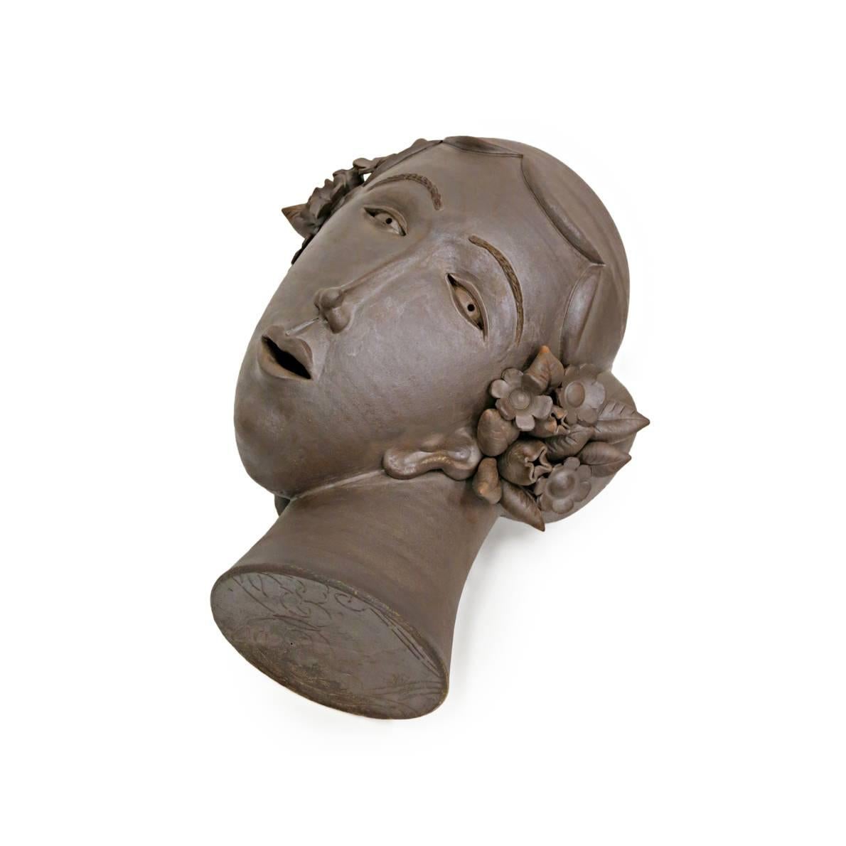 Gerit Grimm Figurative Sculpture - Female Head (Laying)