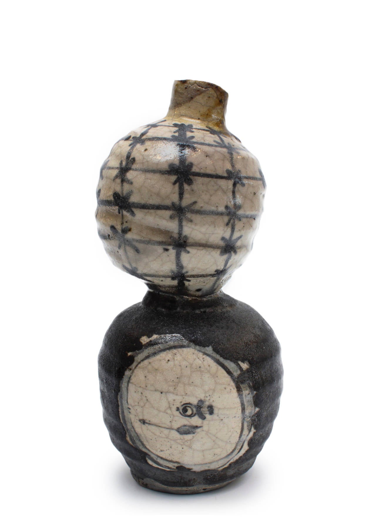 Hikidashiguro Vase 2 - Art by Aaron Scythe