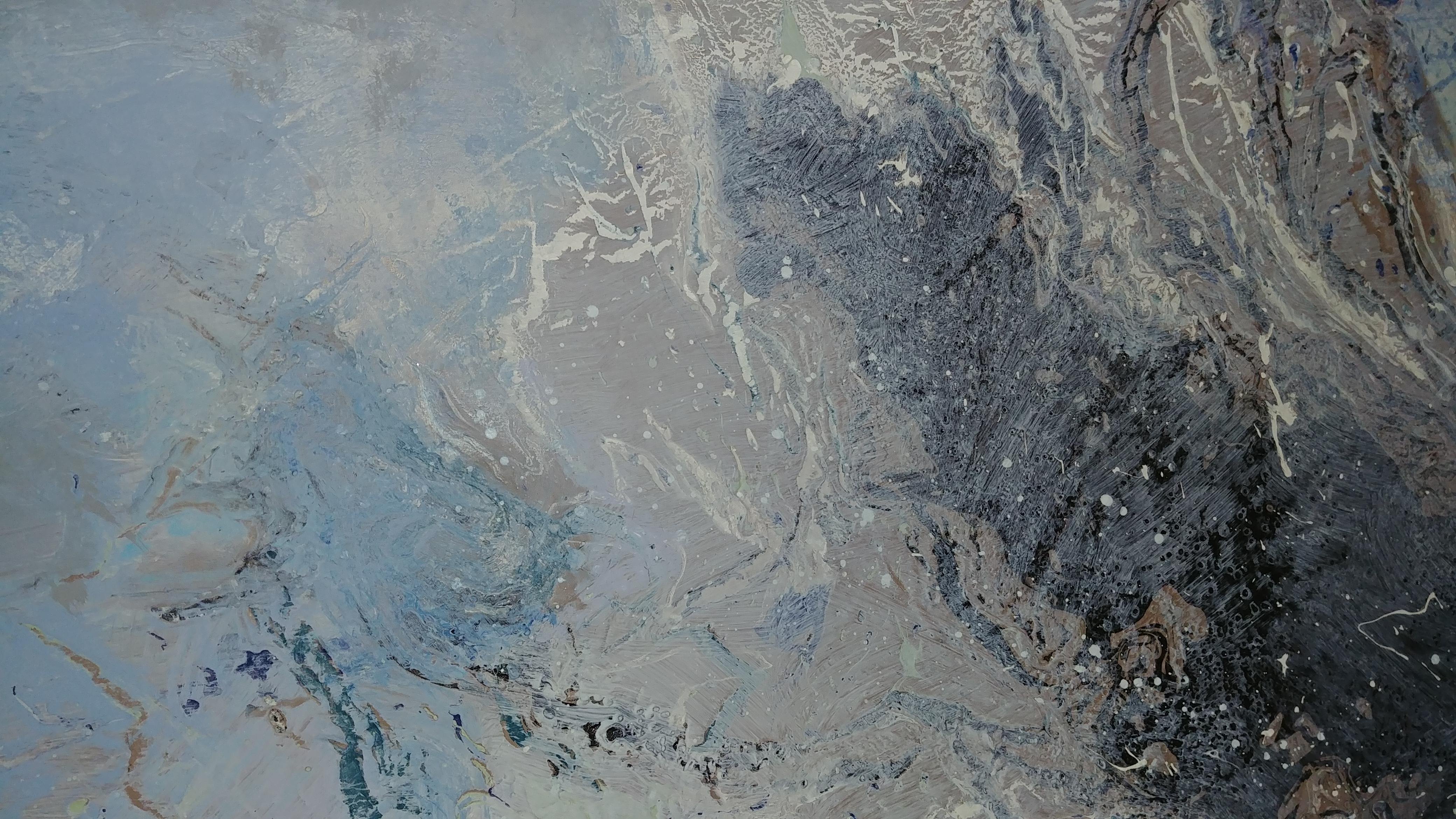 Peace & Power éclats blancs sur bleu 48 x 60 - Expressionnisme abstrait Painting par Nancy Seibert