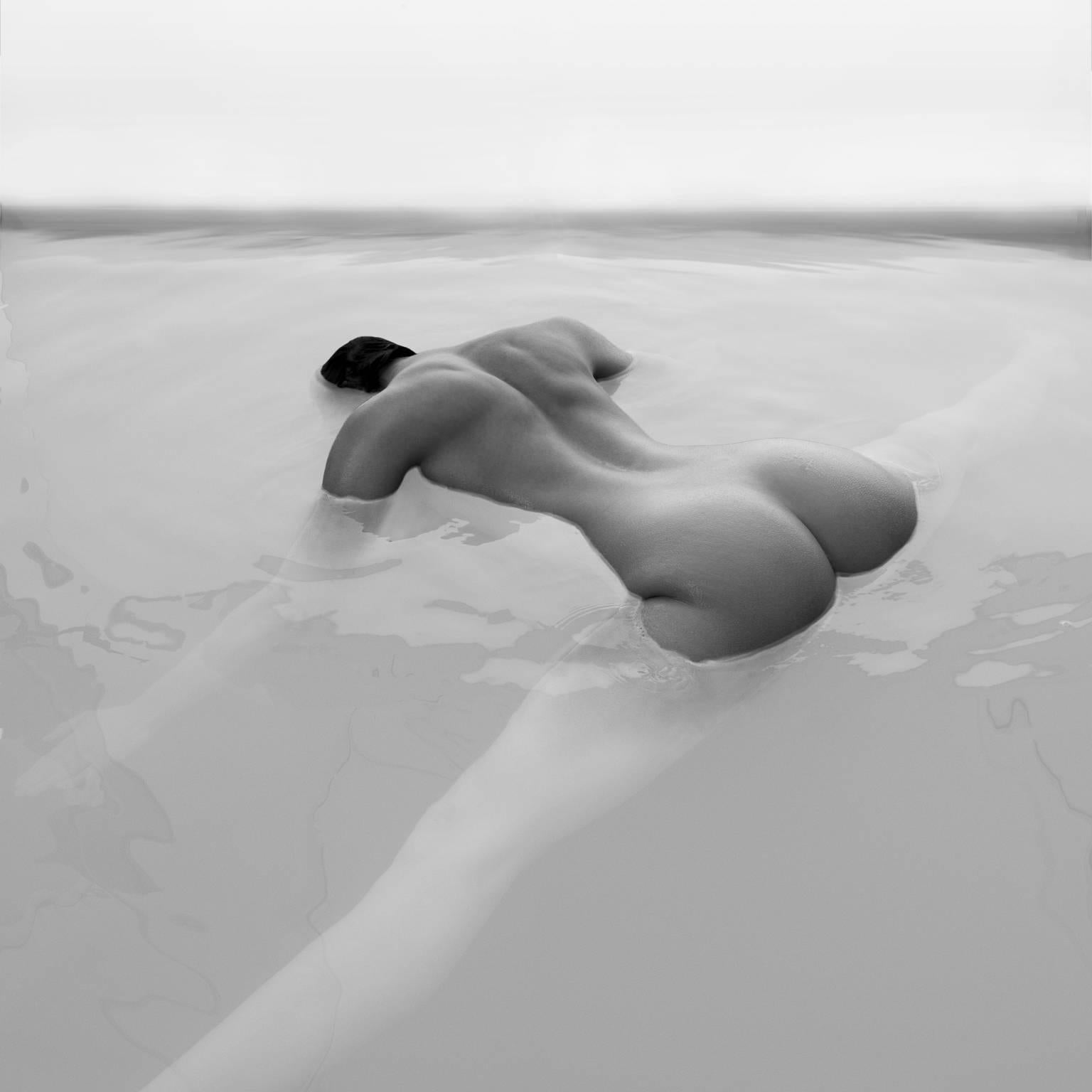 Klaus Kampert Nude Photograph - Neptune's Daughters, 165.04.12