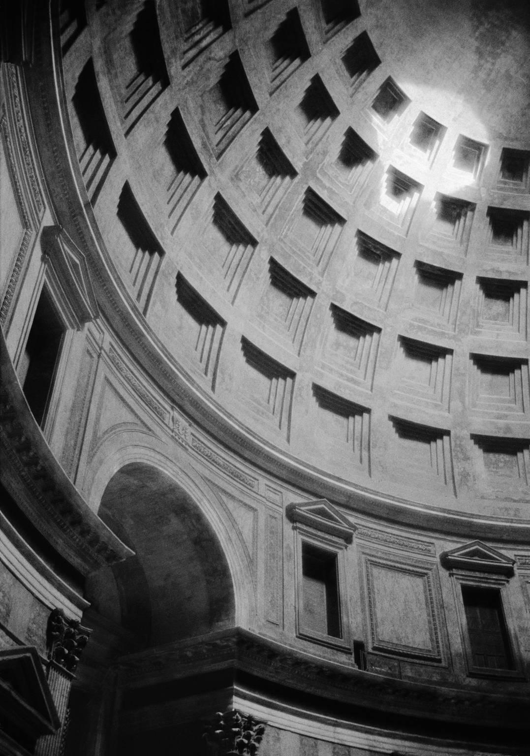 Ron Baxter Smith Black and White Photograph - Pantheon Ceiling