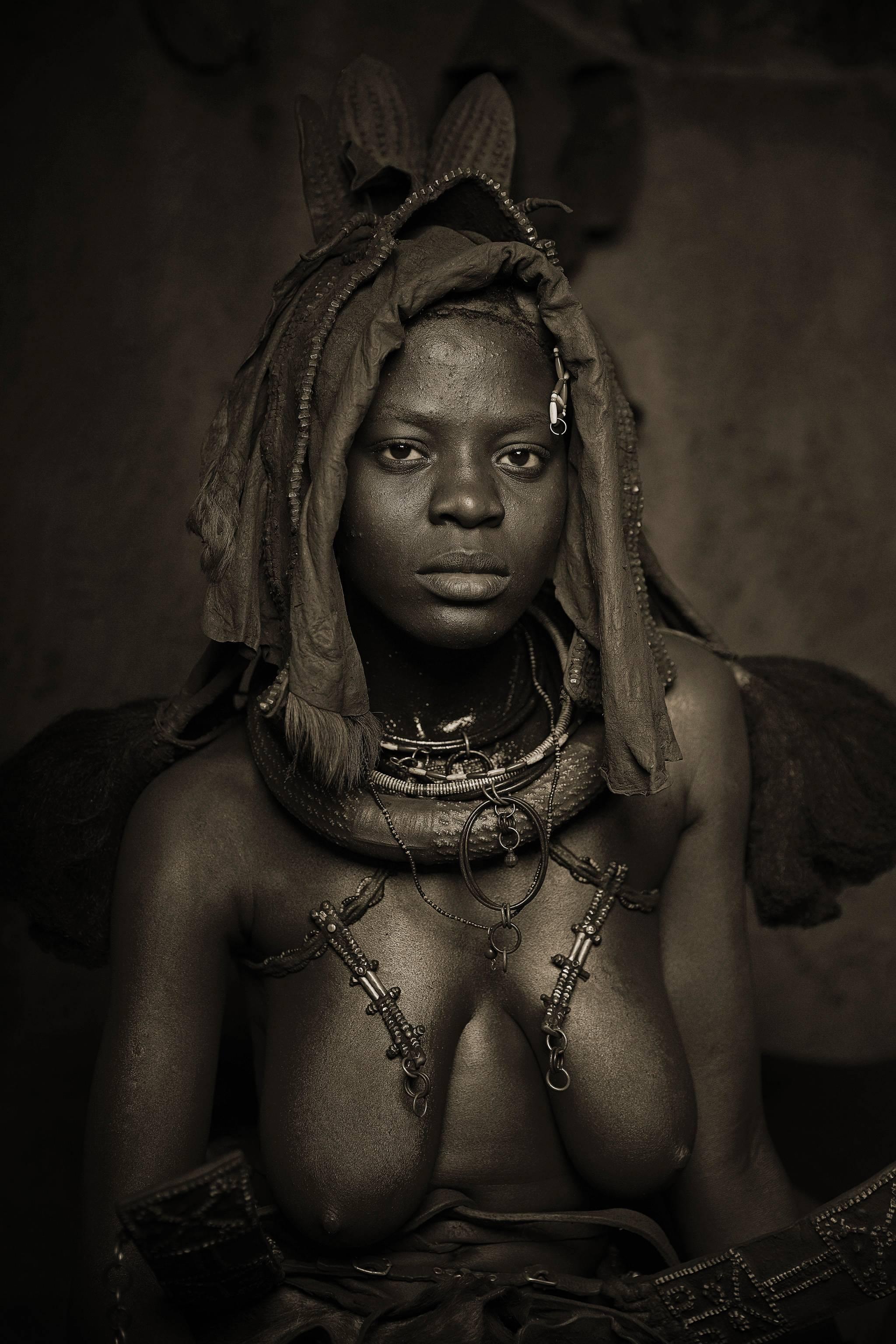 Chris Gordaneer Black and White Photograph - Himba Woman Epupa Falls 2, Namibia