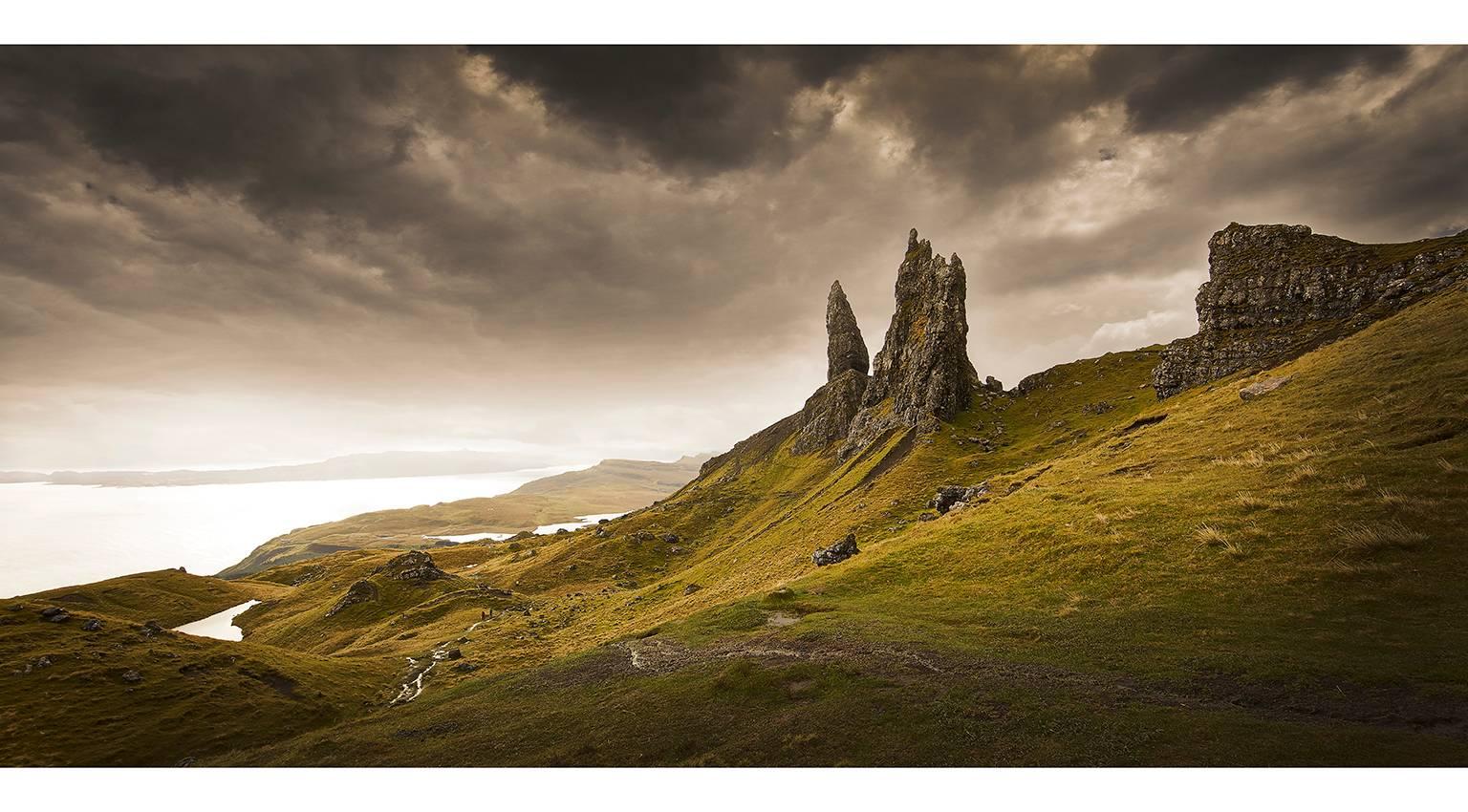 Chris Gordaneer Color Photograph - Scotland 7