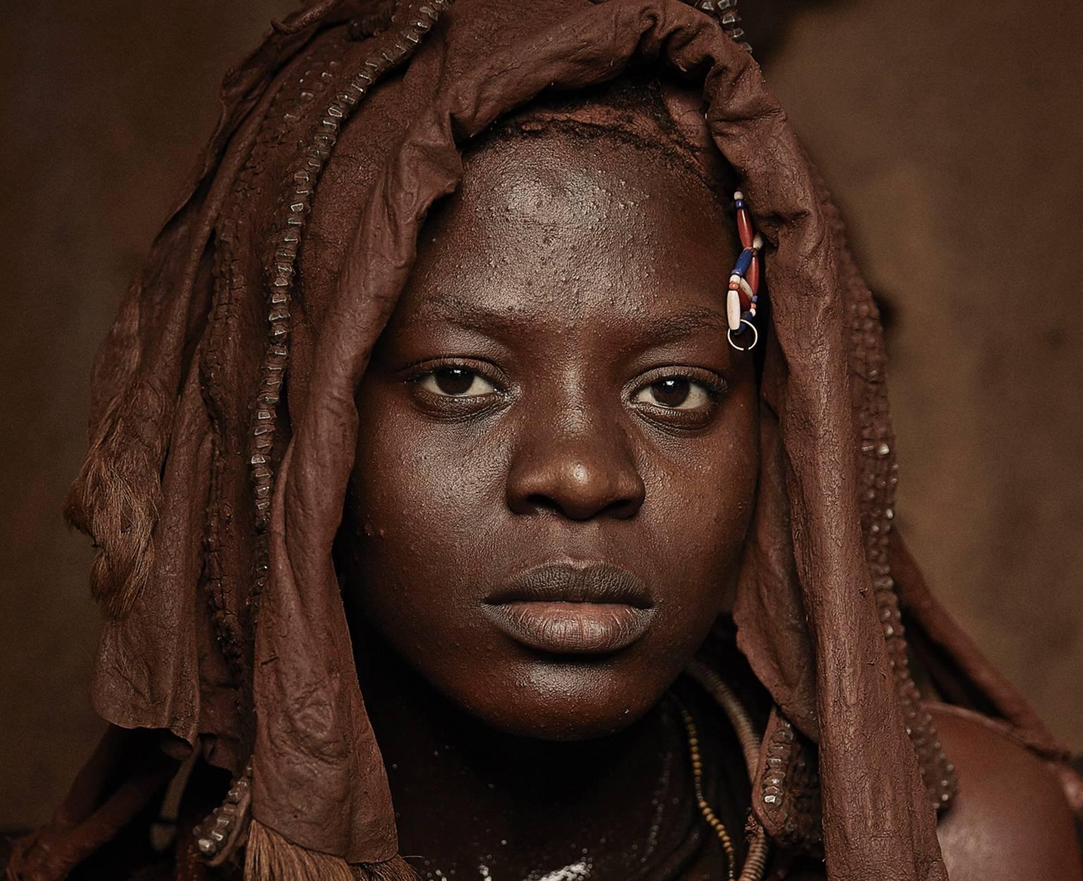 Chris Gordaneer, “Himba Woman Epupa Falls 2” Namibia 2016
Chromogenic C Print, 30 x 20”, Edition of 7.
Signed, Dated and Numbered on the Reverse.

Available also in Color. Please see Details.