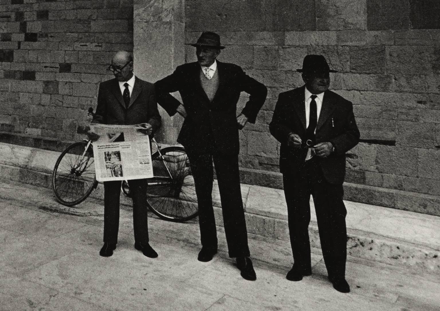 Pisa 3 Men - Photograph by Ron Baxter Smith