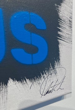 Testo arte pop art contemporaneo astratto interno rosso giallo viola blu verde