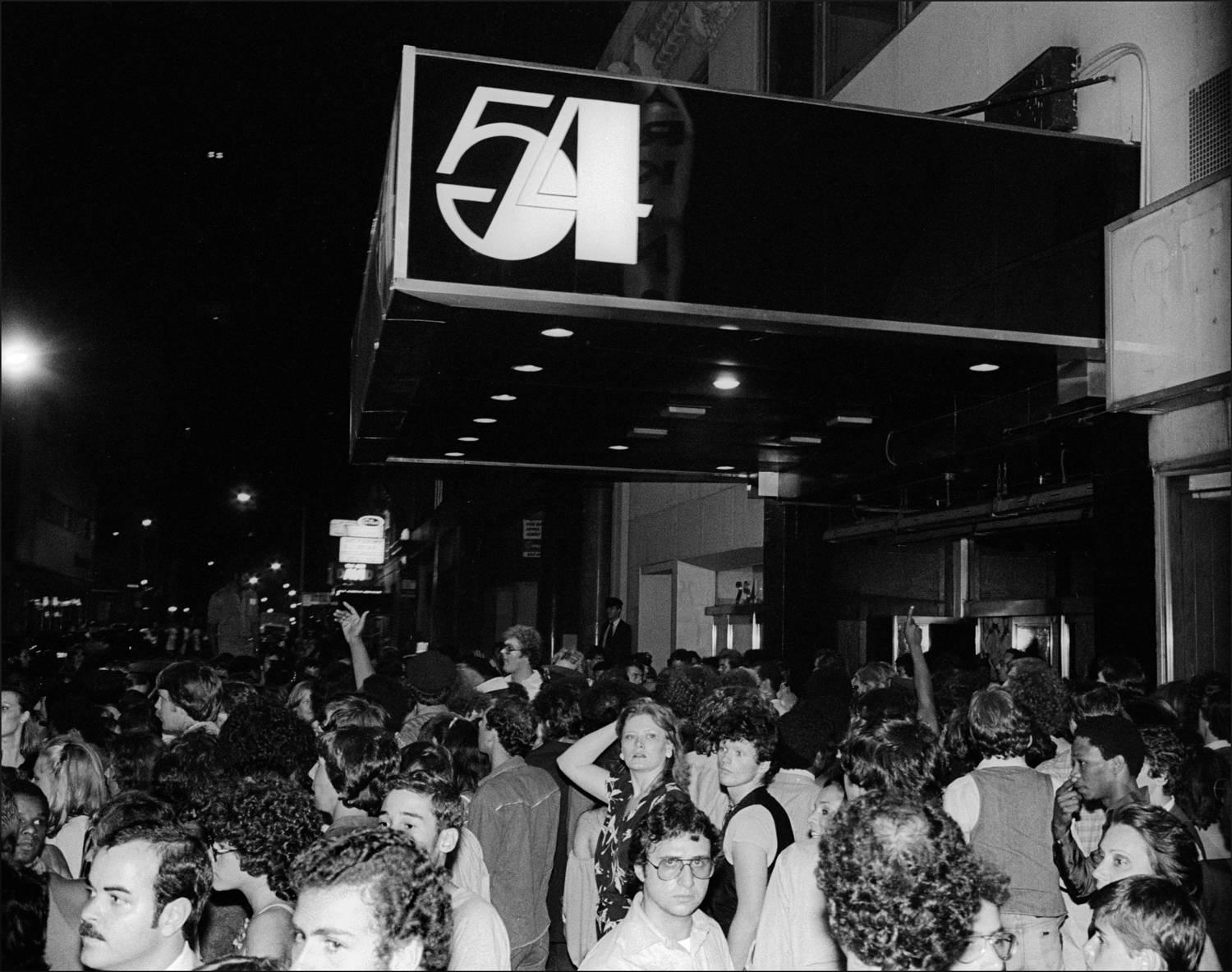 Studio 54 Logo/Crowds