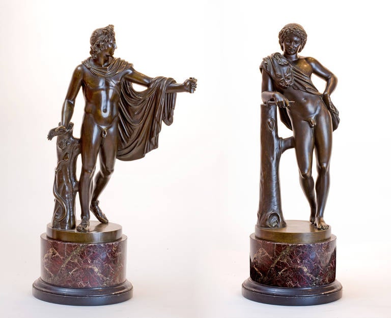 Figurative Sculpture de Chiapparelli - Pareja de bronces figurados