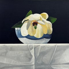 Magnolia in una ciotola blu, dipinto a olio contemporaneo su tela, senza cornice