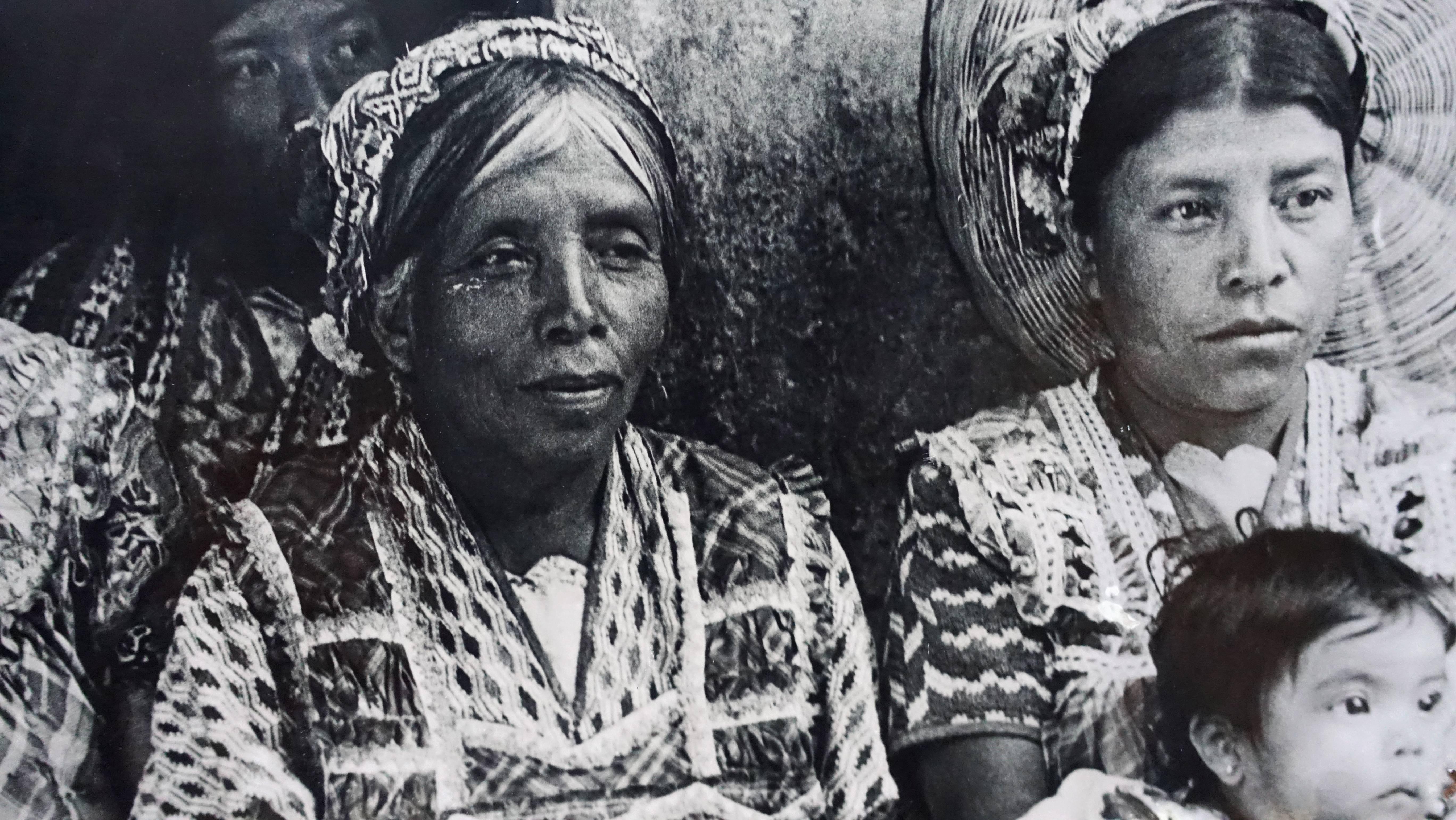 Three Women and Child from Guatemala - Brown Black and White Photograph by Deborah Turbeville