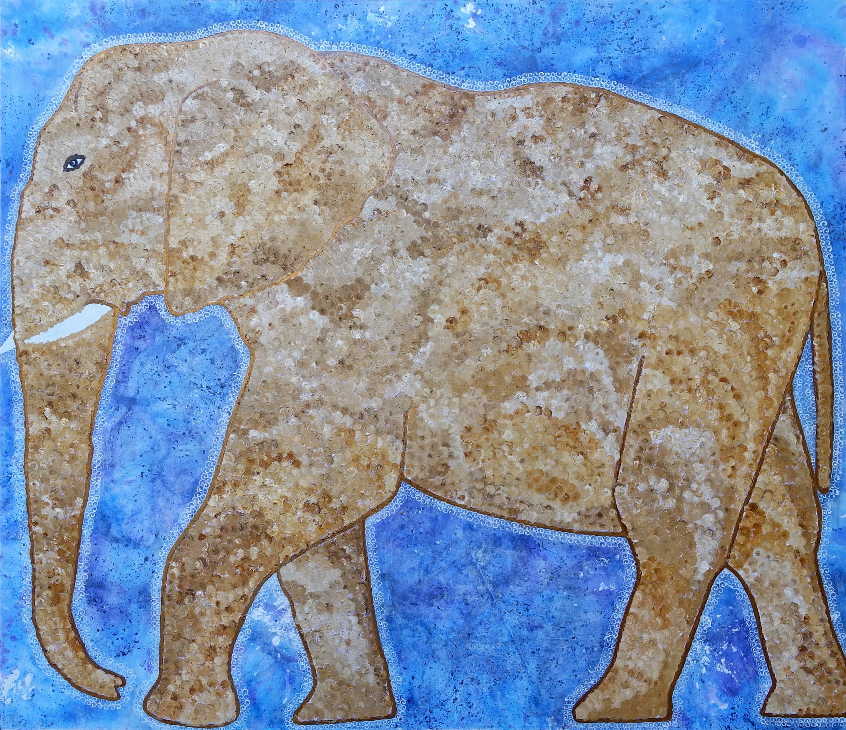 Carmen Gutierrez Figurative Painting - Elefante en ocre