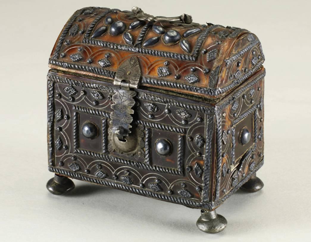 SPANISH COLONIAL TORTOISESHELL AND SILVER MOUNTED DOMED CASKET - Mixed Media Art by Unknown