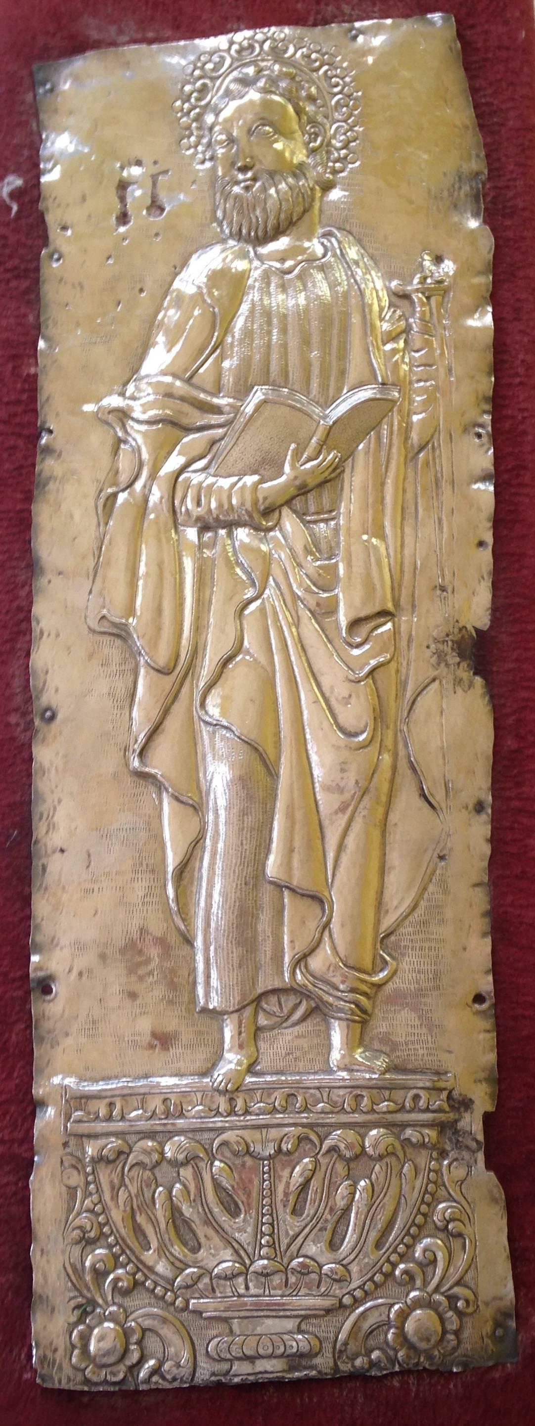 A SPANISH COLONIAL SILVER PLAQUE OF SAINT JOHN THE EVANGELIST - Silver Figurative Sculpture by Unknown