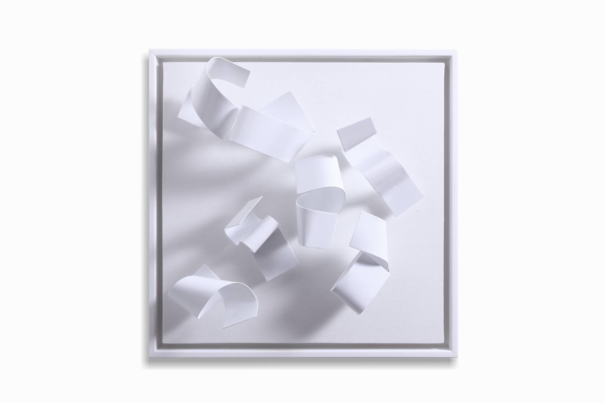 Zammy Migdal Abstract Sculpture – Dreaming in White III
