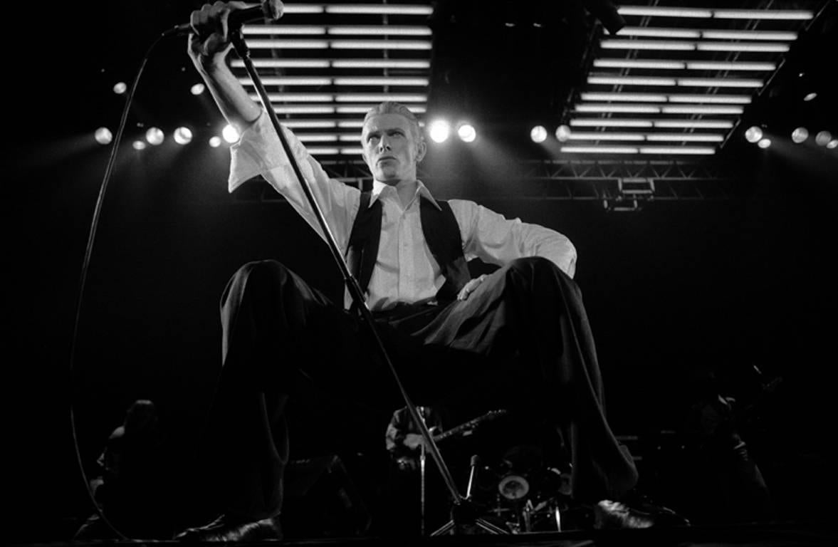 Michael Putland Figurative Photograph - 'David Bowie On Stage At Wembley' 1976  (Signed Limited Edition)