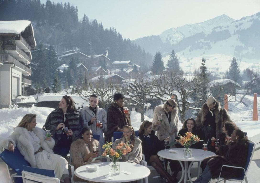 Slim Aarons Figurative Photograph - 'Drinks At Gstaad' (Estate Stamped Edition)