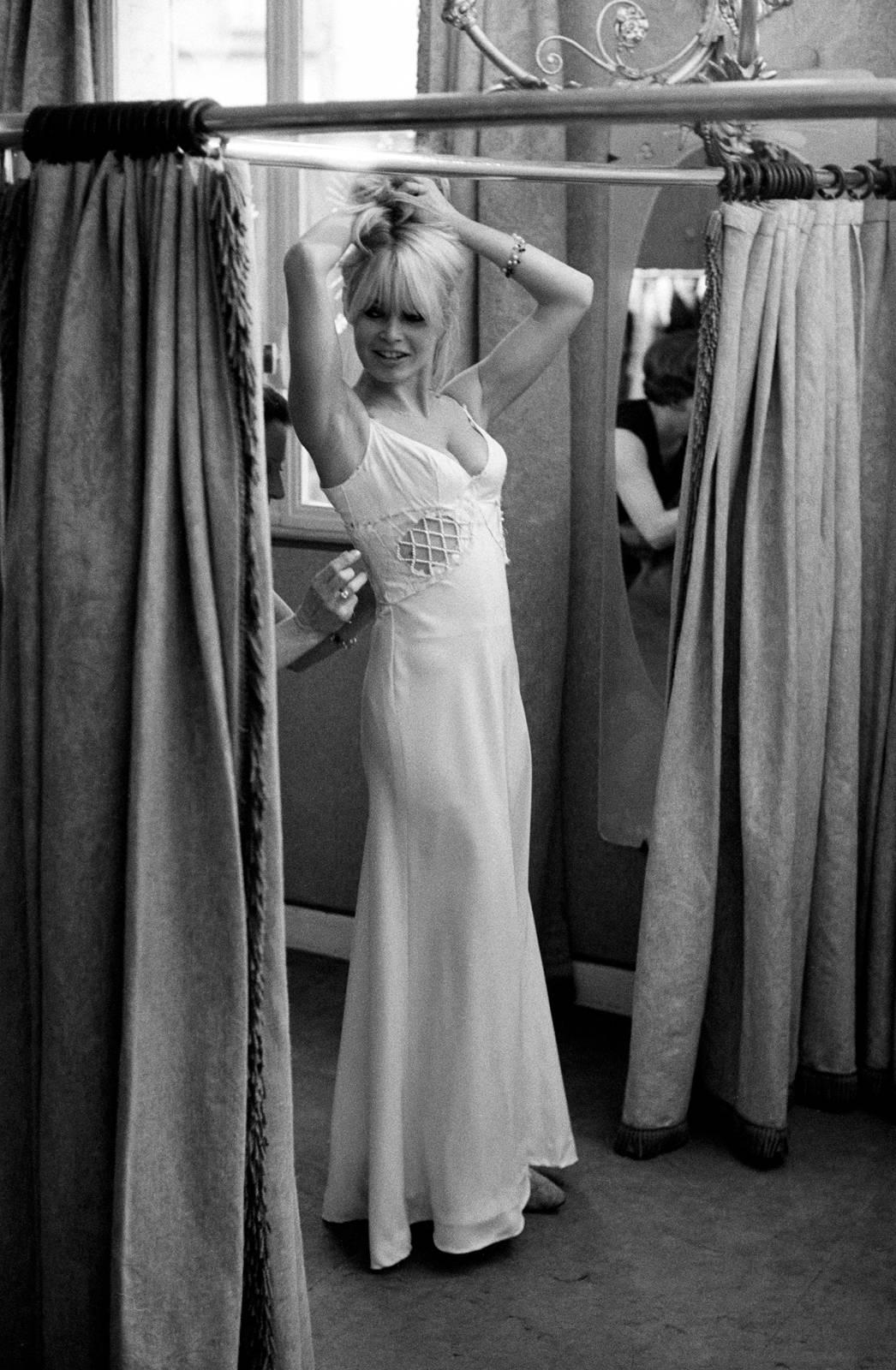 Ghislain Dussart Portrait Photograph - Bardot's Dress