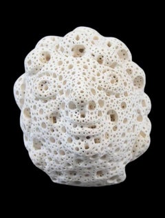 Scultura astratta in terracotta bianca Testa dell'artista russo Alexander Ney