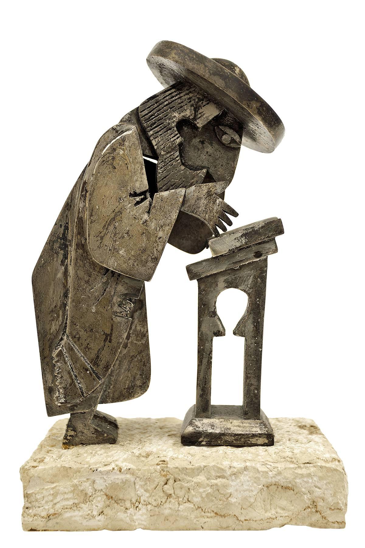 Rare Vintage unusual piece.
In this bronze sculpture by Frank Meisler, the artist recreates a Rabbi at prayer. The figure seems cartoon-like with exaggerated facial features. the head is kinetic and bobs back and forth. you can tilt it back or leave