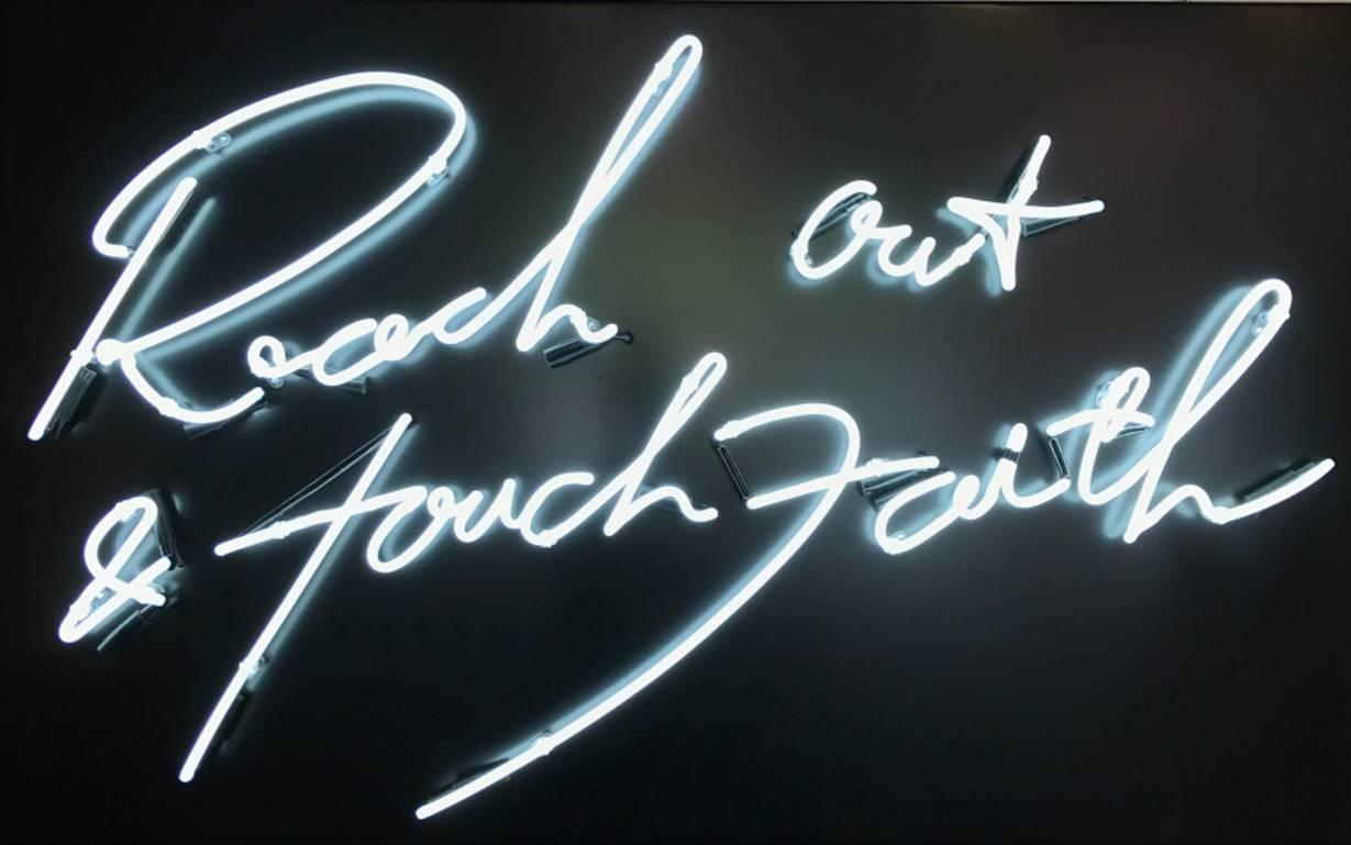 Reach Out and Touch Faith (Réconnecter et toucher la foi) - Neon  - Mixed Media Art de Chris Bracey