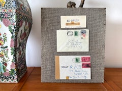 Pionnier de l'art postal et de l'art de la correspondance : deux enveloppes et un collage signés