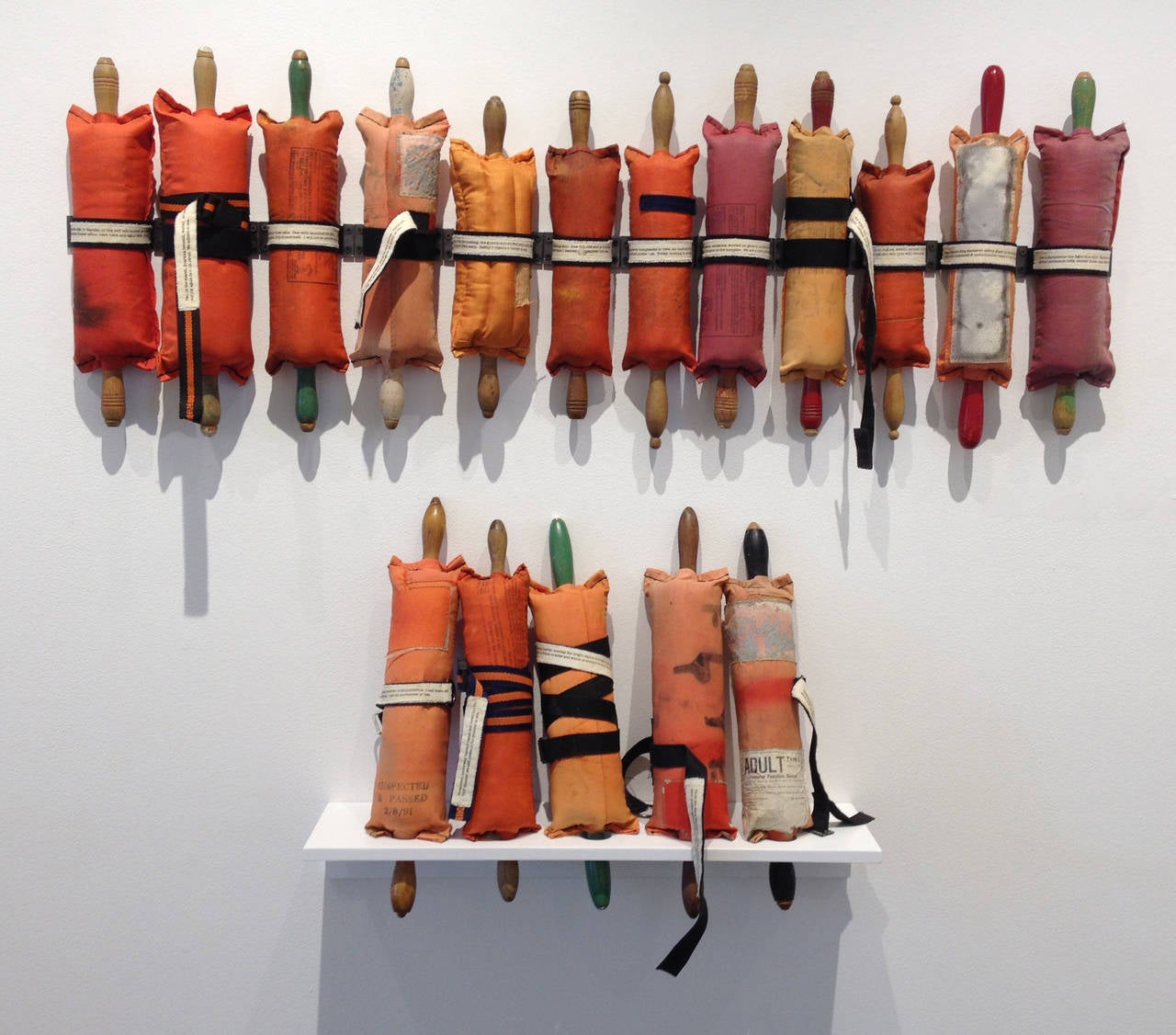 En collaboration, notamment des réponses poétiques d'Elizabeth Bradfield - Sculpture de Janice Redman