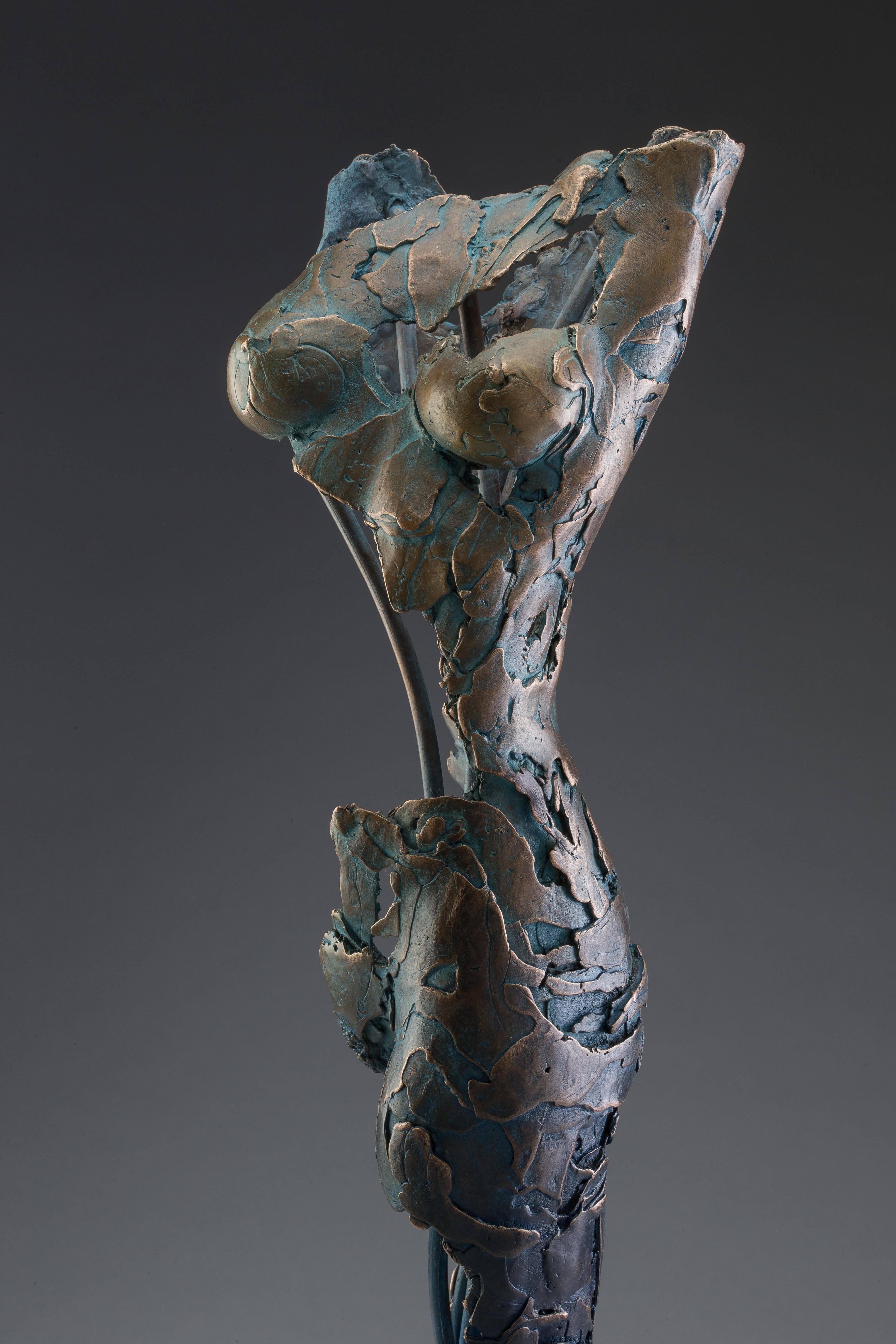 Ushabti Hathor (Dea dell'Amore) - Sculpture Contemporaneo di Blake Ward