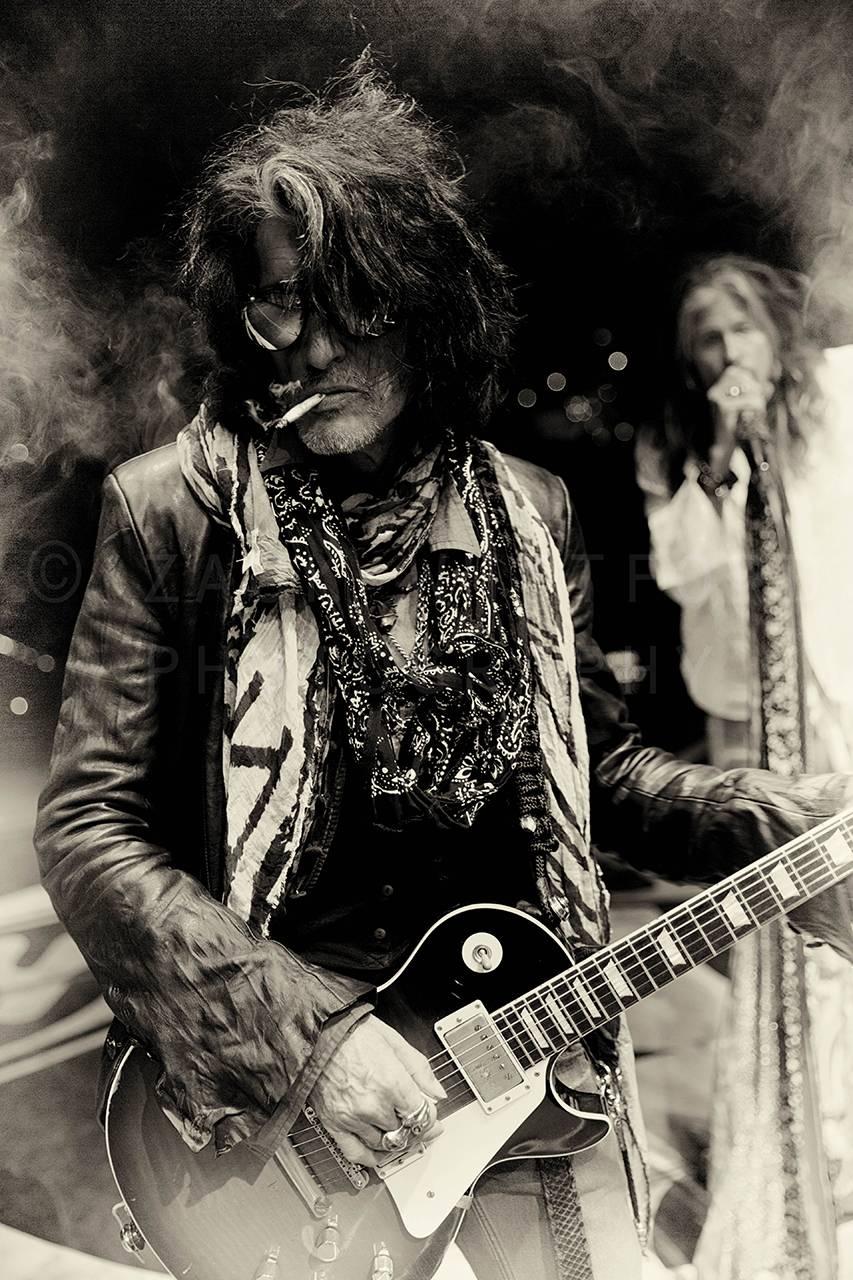 Zack Whitford Black and White Photograph - Joe Perry - Istanbul Rehearsal