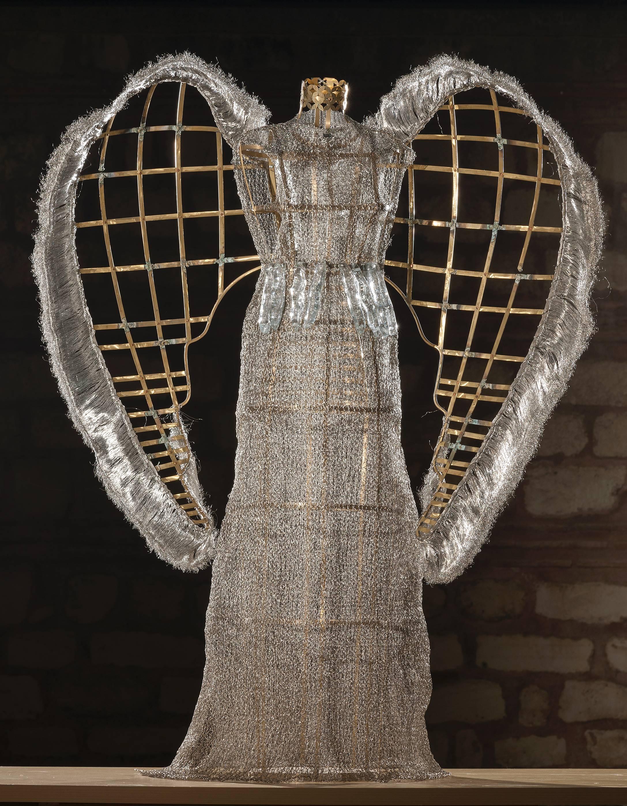 Yasemin Aslan Bakiri Figurative Sculpture - GUARDIAN ANGEL