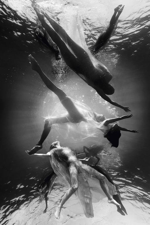 Hugh Arnold Black and White Photograph - SOURCE