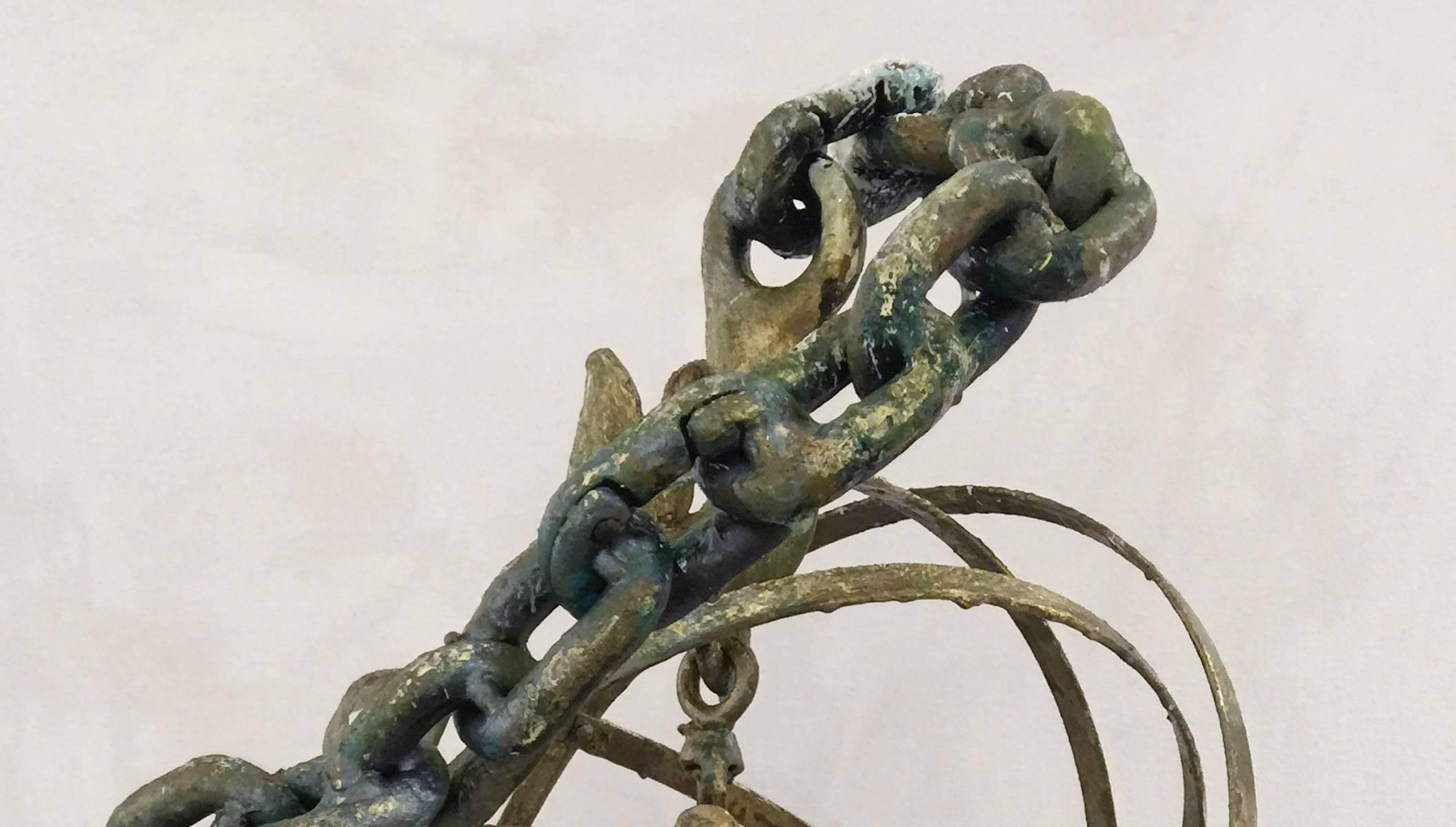 Archimedes-Wirbel – Sculpture von Terry Poulos