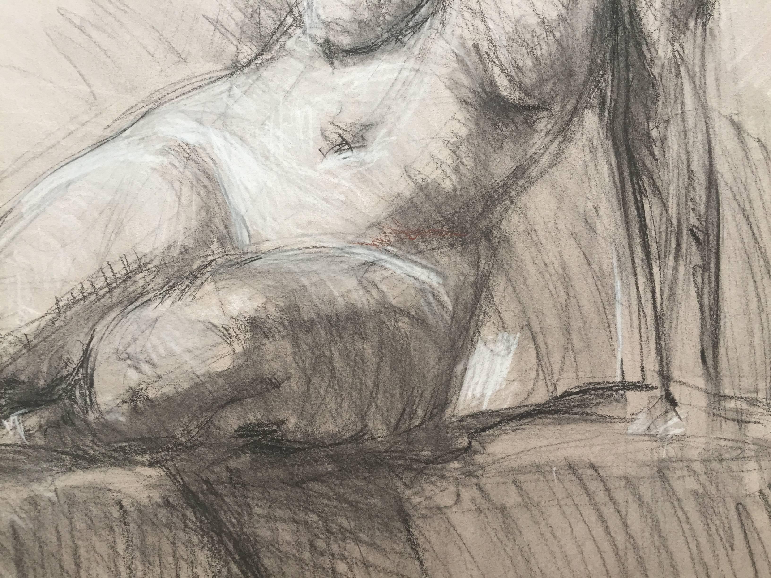 Un dessin académique d'une figure féminine nue assise sur une surface plane. Il souligne le corps avec de la craie blanche. Elle s'appuie sur un bras et l'autre repose derrière son torse.

Biographie de l'artiste
Ben Fenske (né en 1978), bien que
