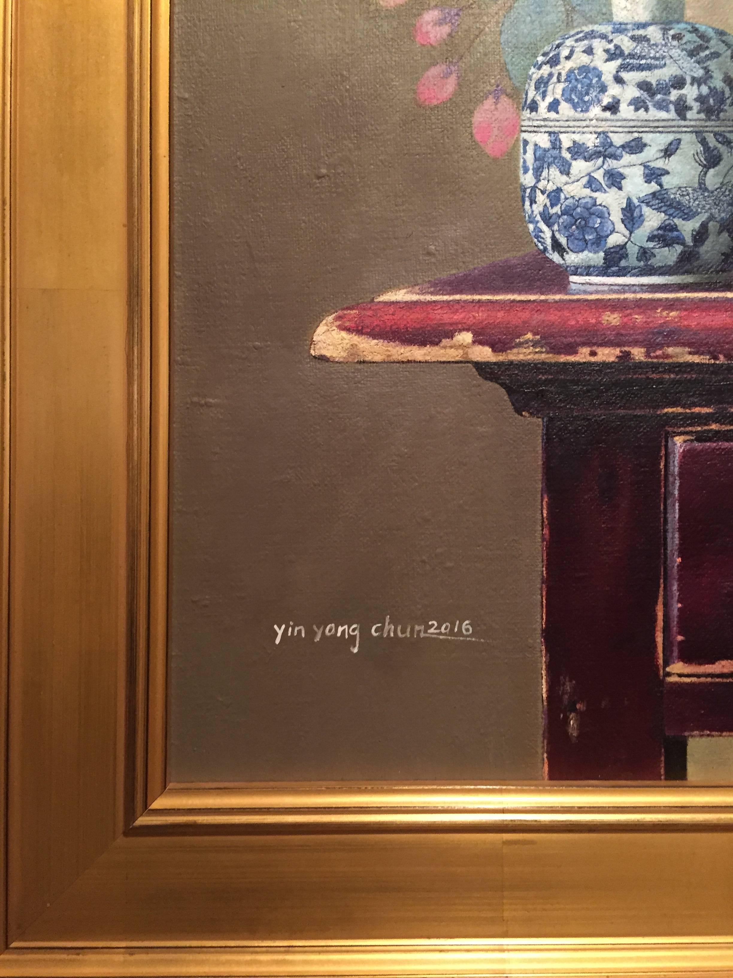 Noci in tavola - Still-Life Painting Grigio di Yin Yong Chun