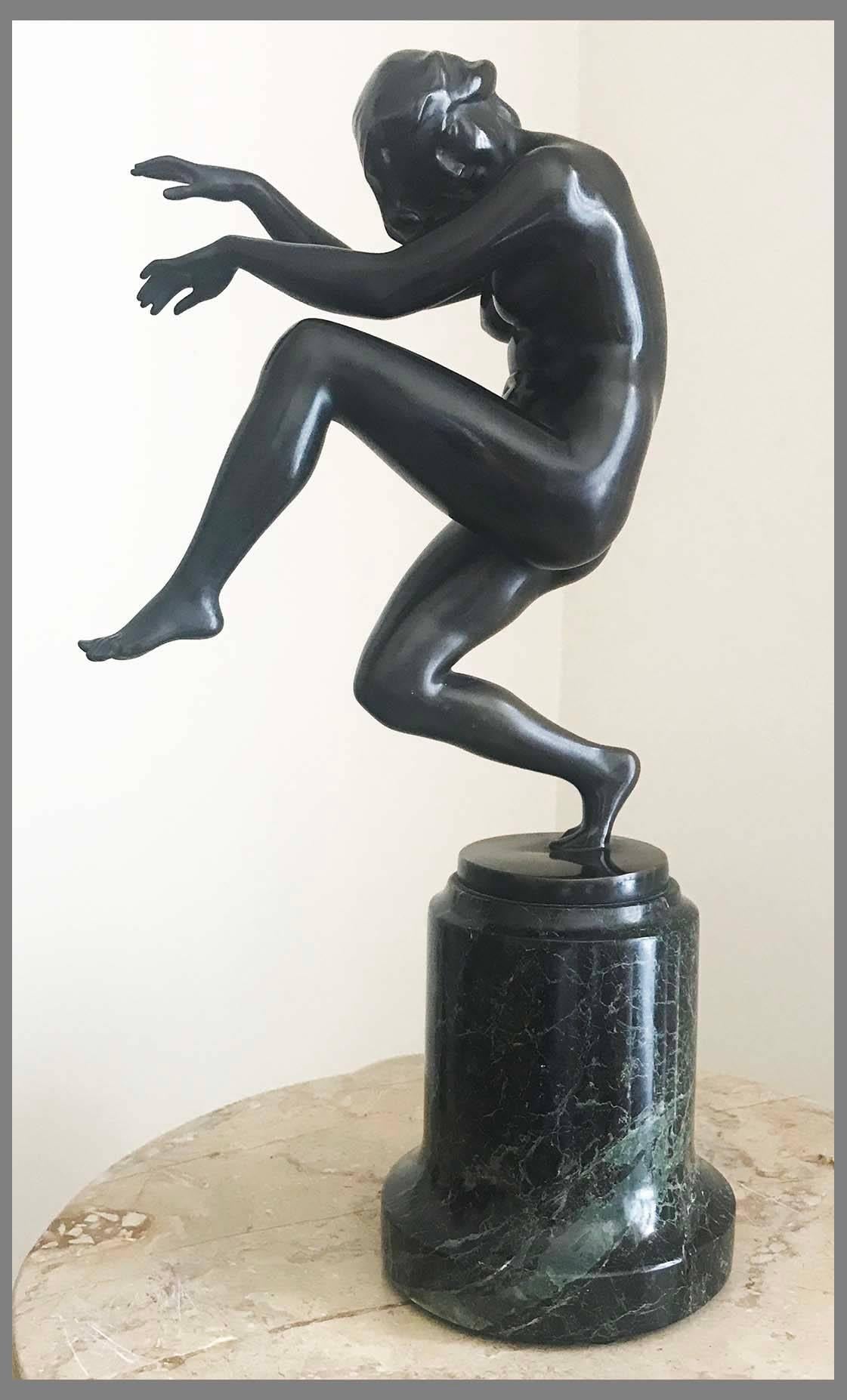 Karl Perl Figurative Sculpture - Dancer