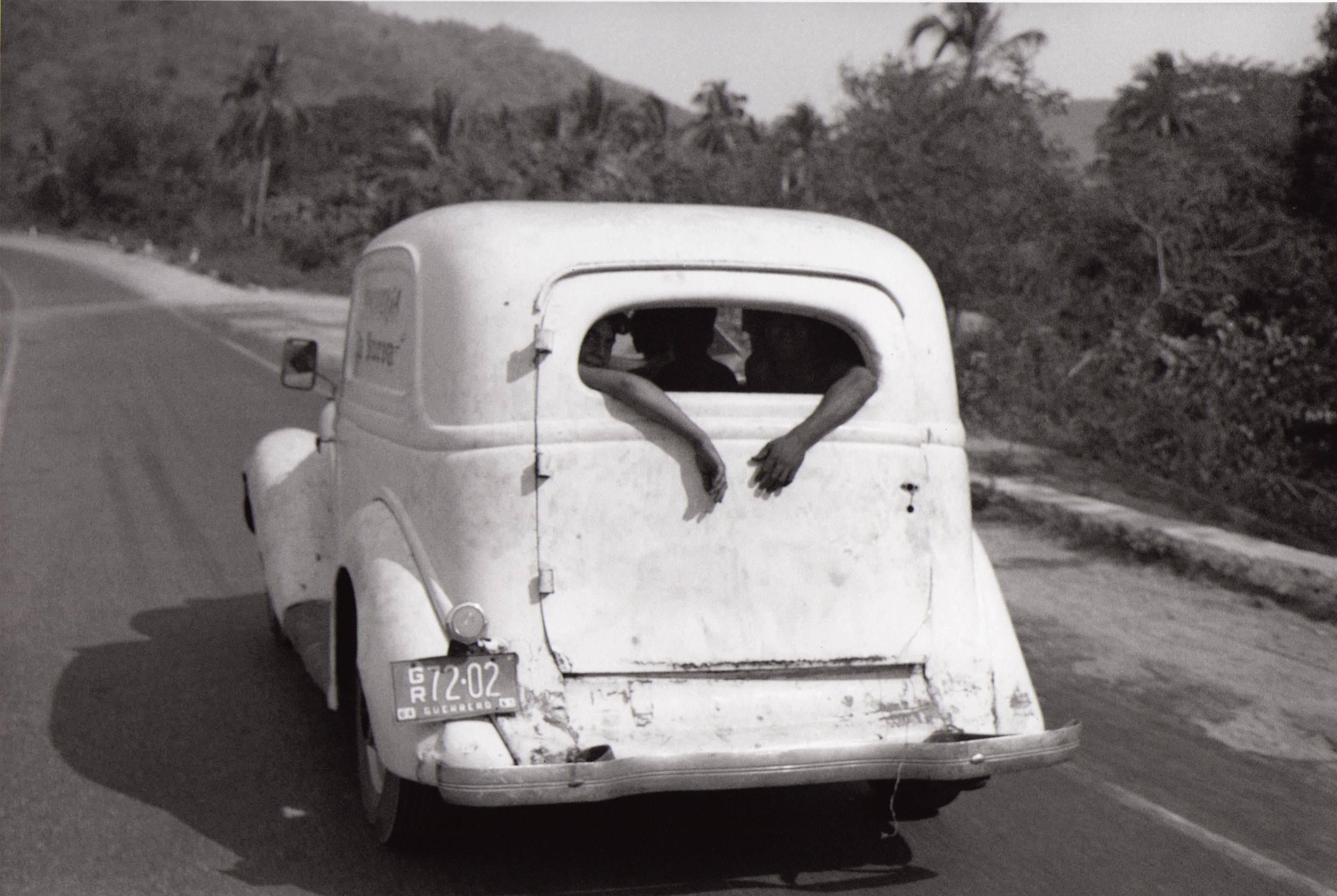Bernard Plossu Black and White Photograph - Sobre la ruta de Acapulco
